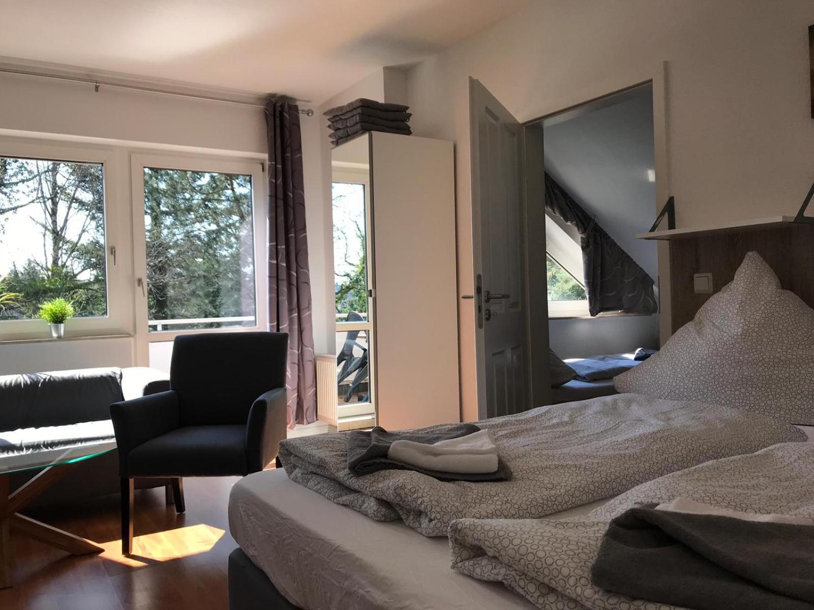 One-Bedroom Apartment - Photo 1