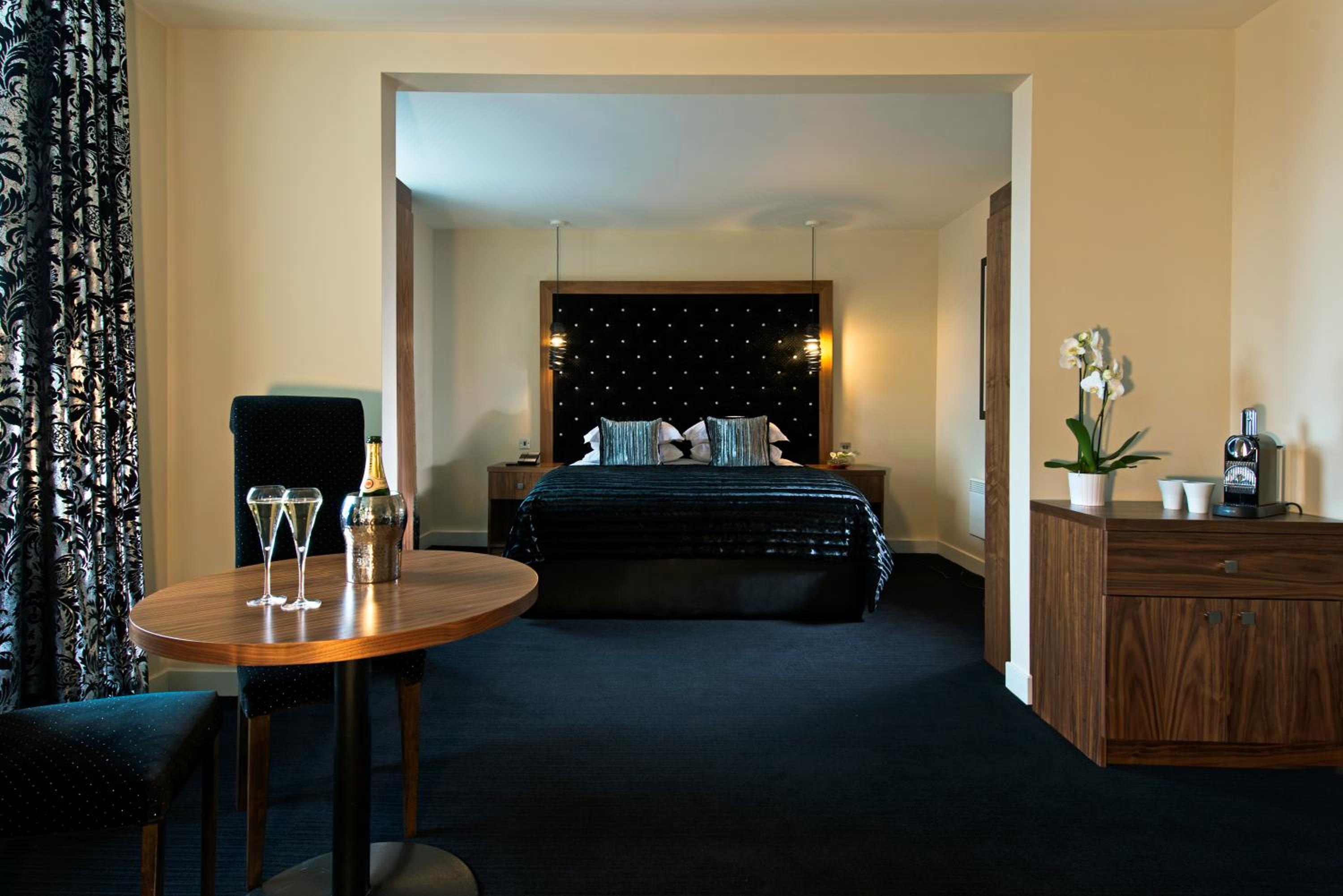 Bruce Junior Suite photo 1