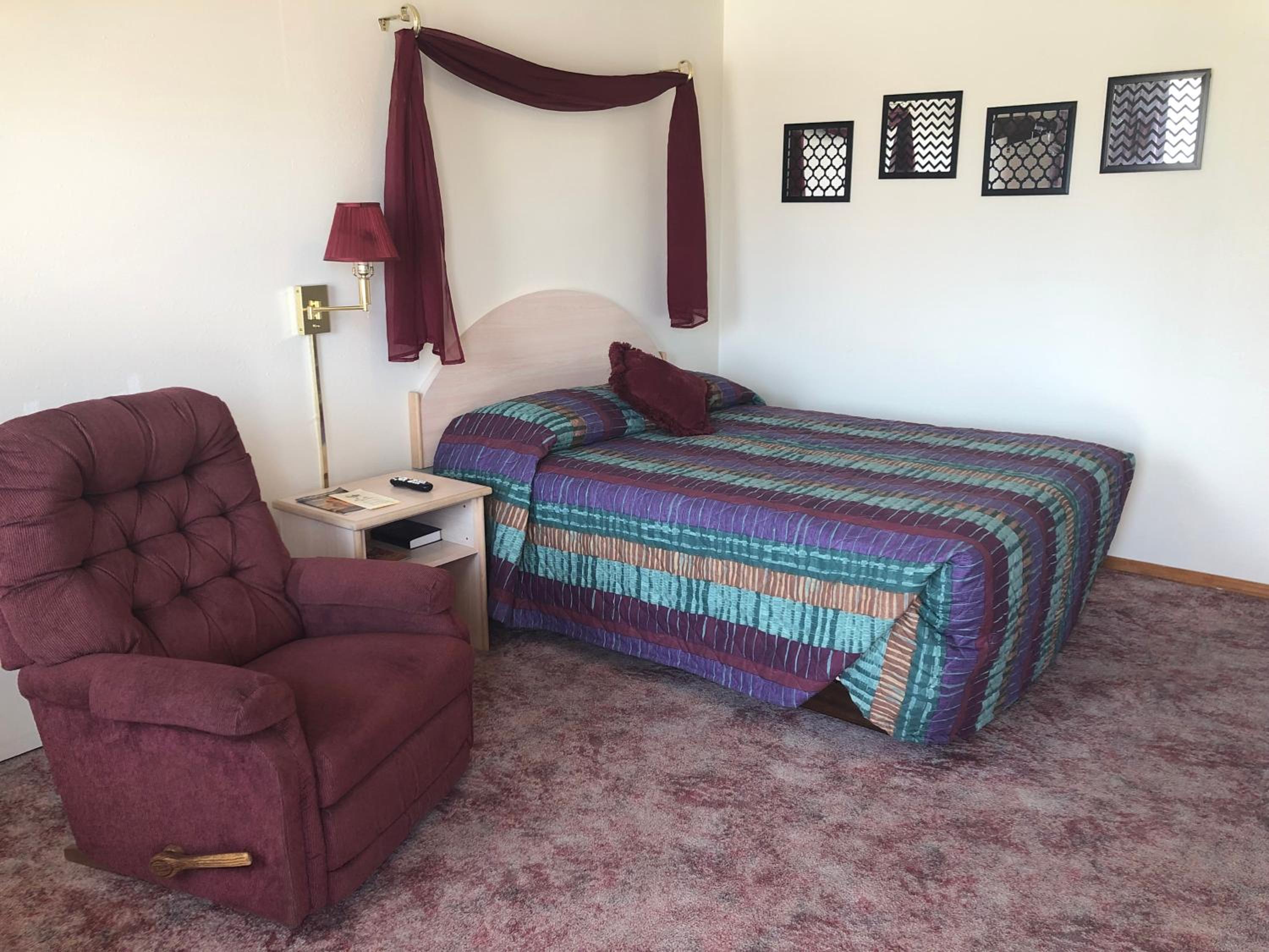 Economy Single Room