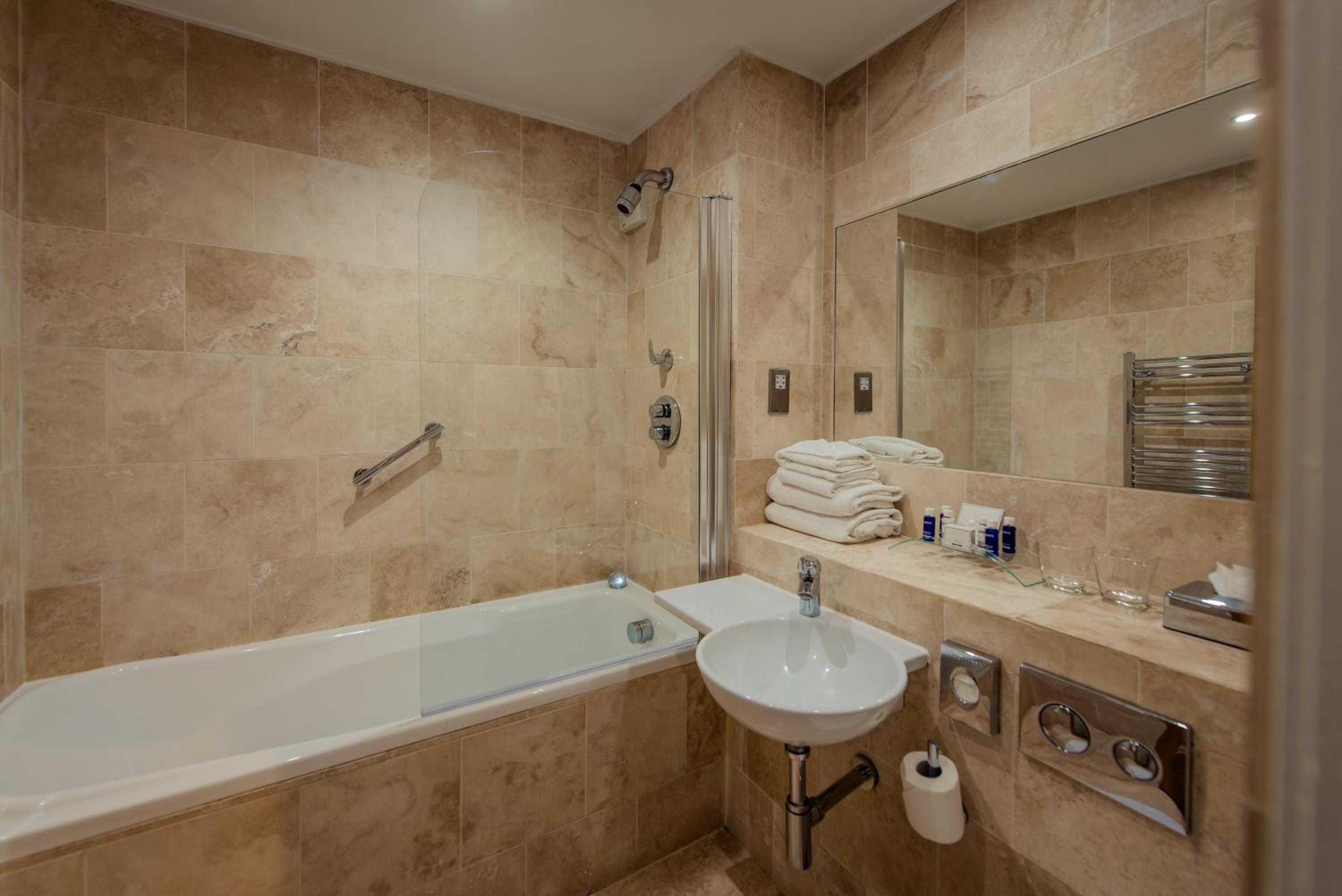 Studio Apartment photo 2