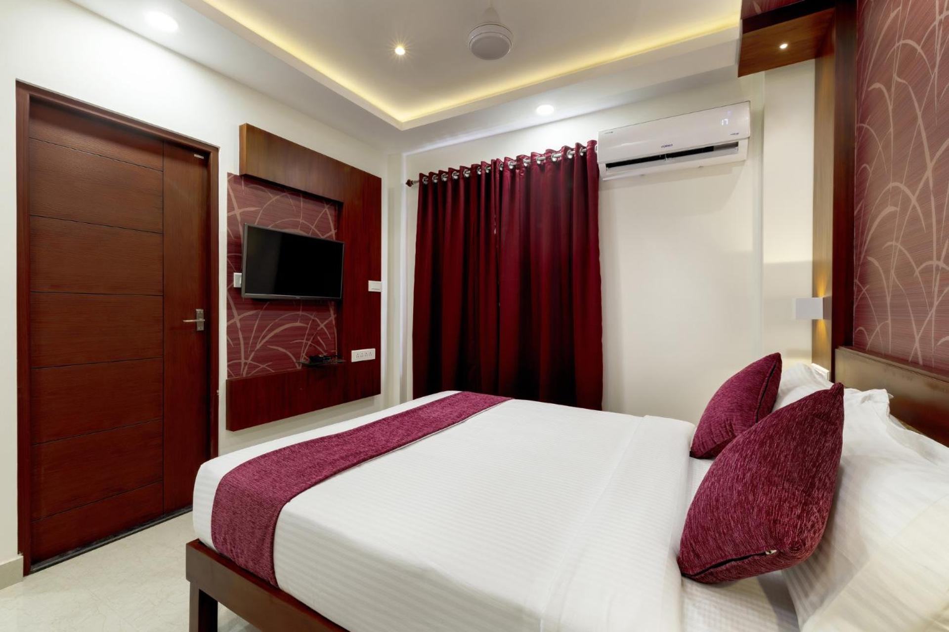 Double Room - Photo 5