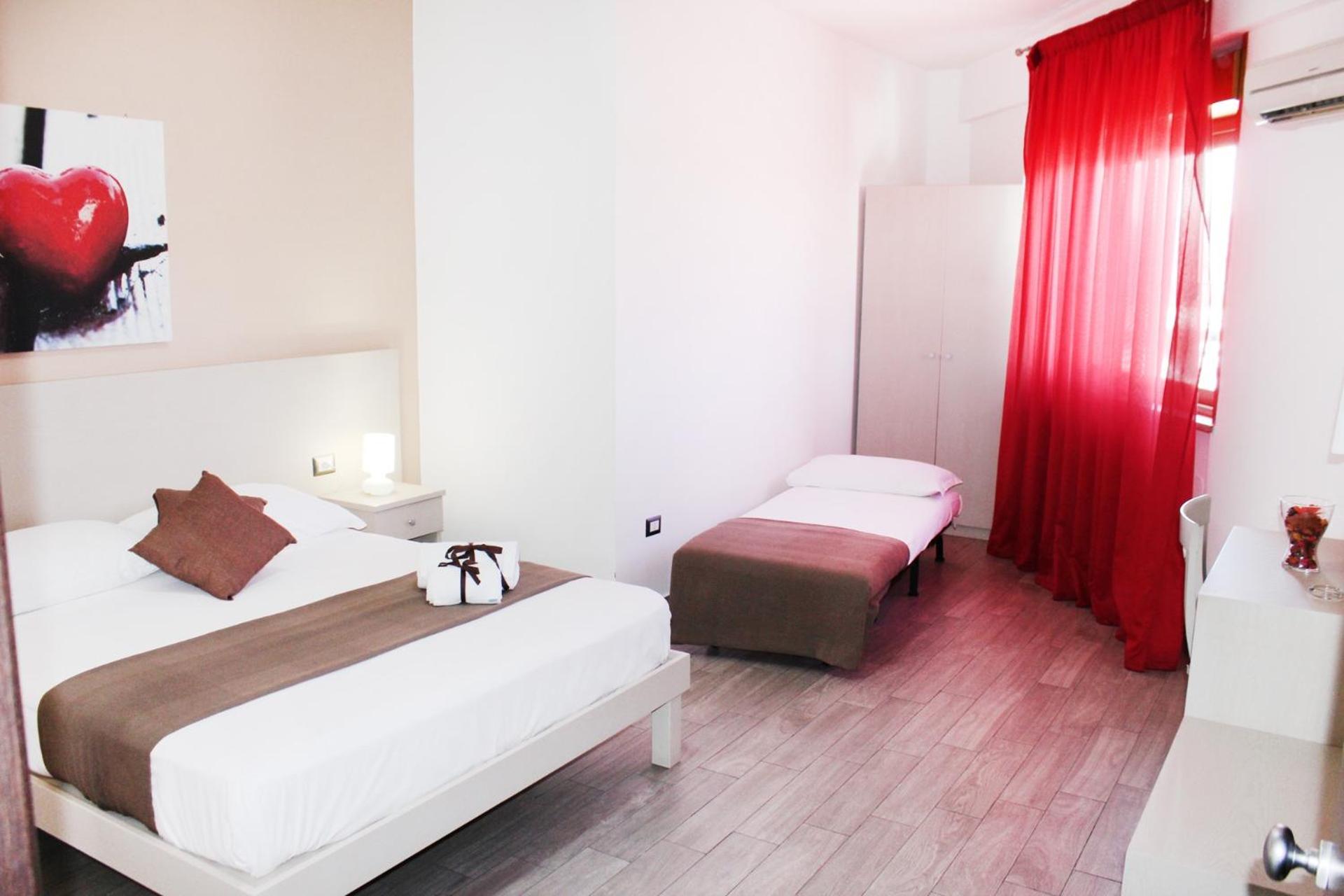 Basic Triple Room - Photo 1
