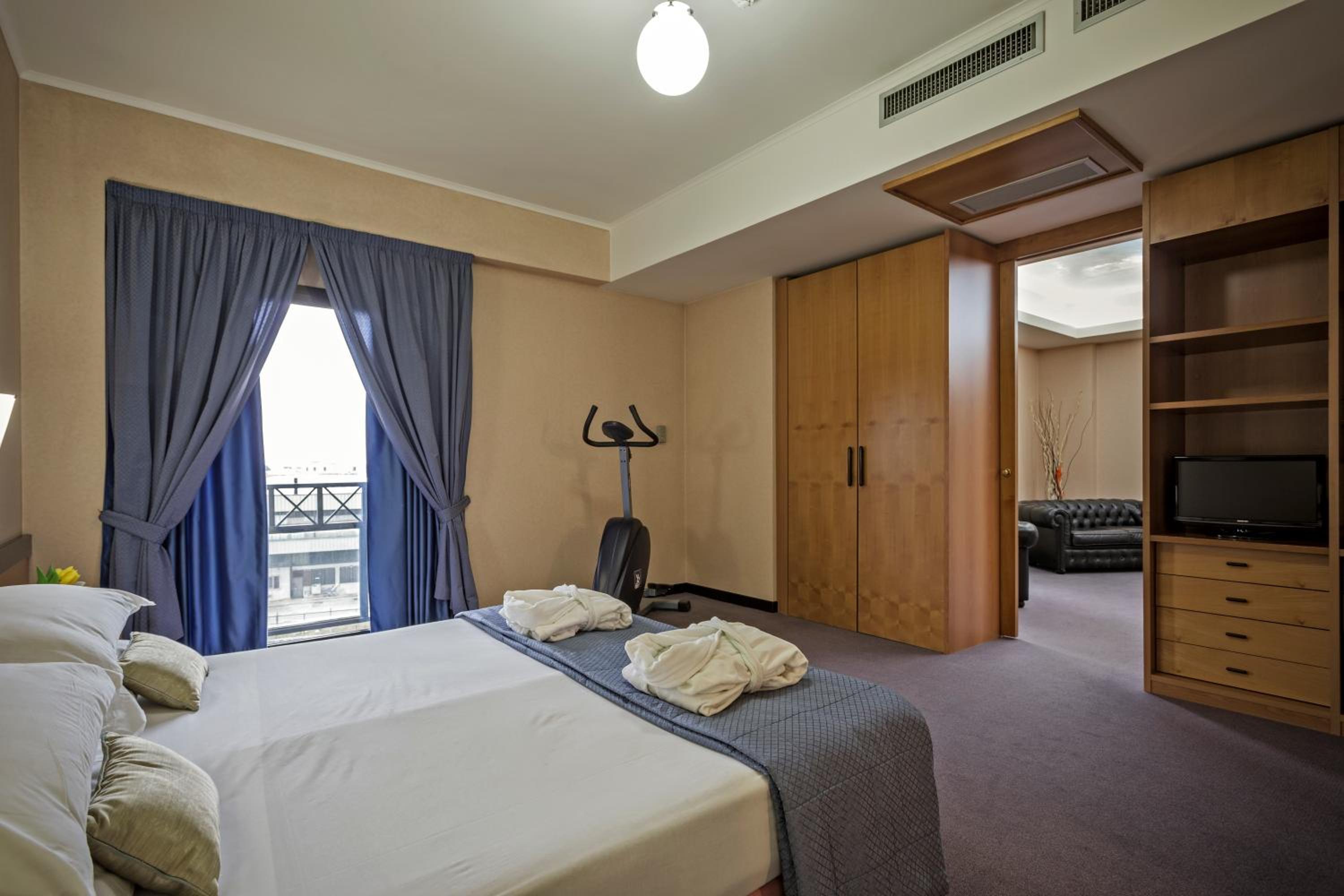 Junior Suite - Photo 1