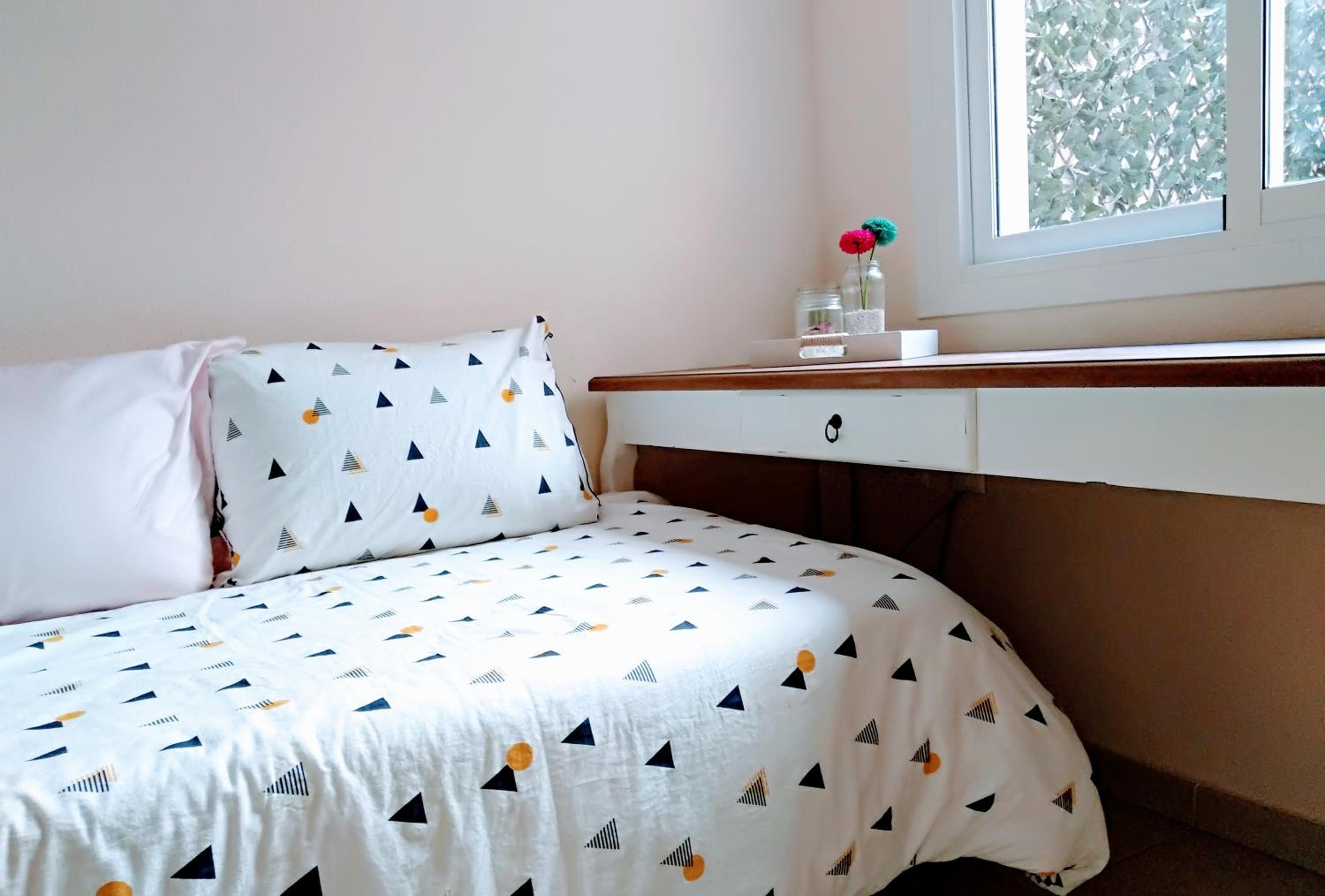 Three-Bedroom House - Photo 18