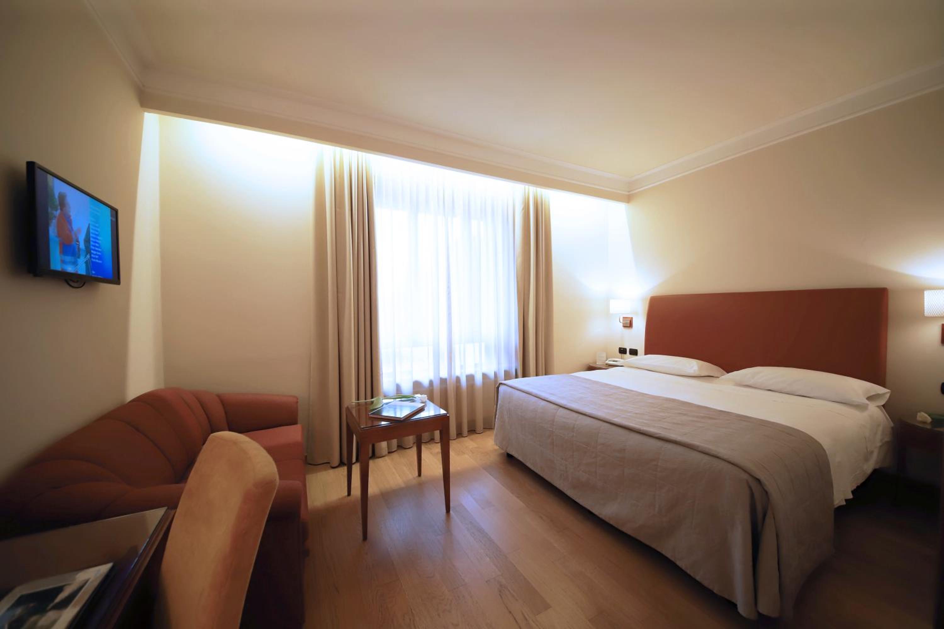 Superior Twin Room - Photo 1