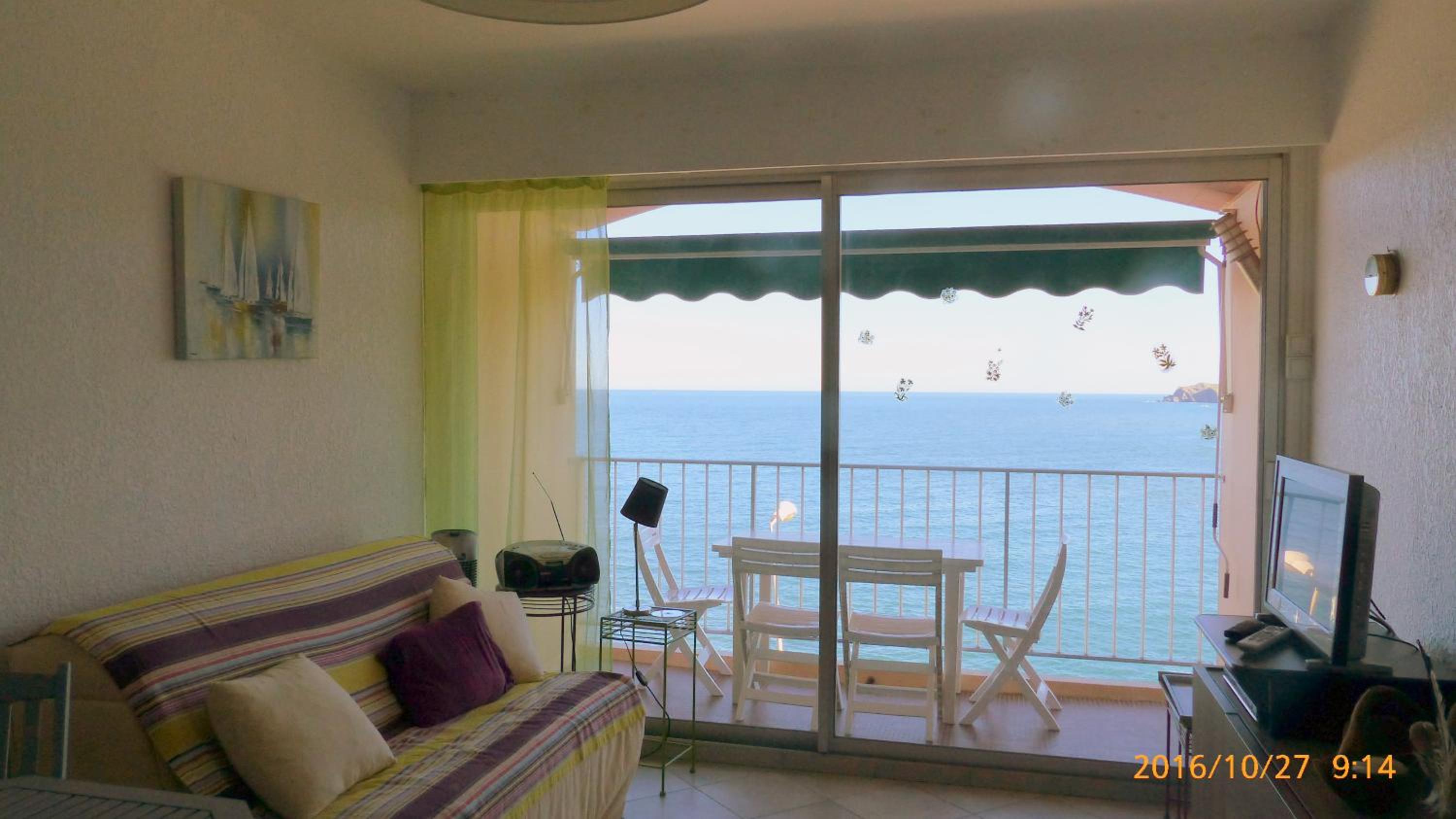 Apartment with Sea View photo 3