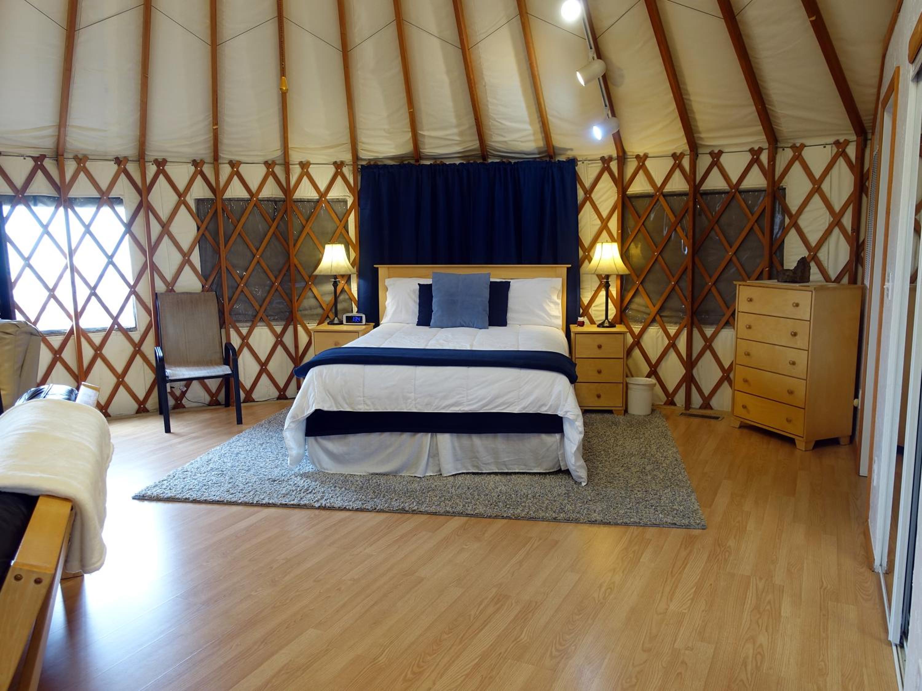 Vista Yurt Cabin  - Photo 9
