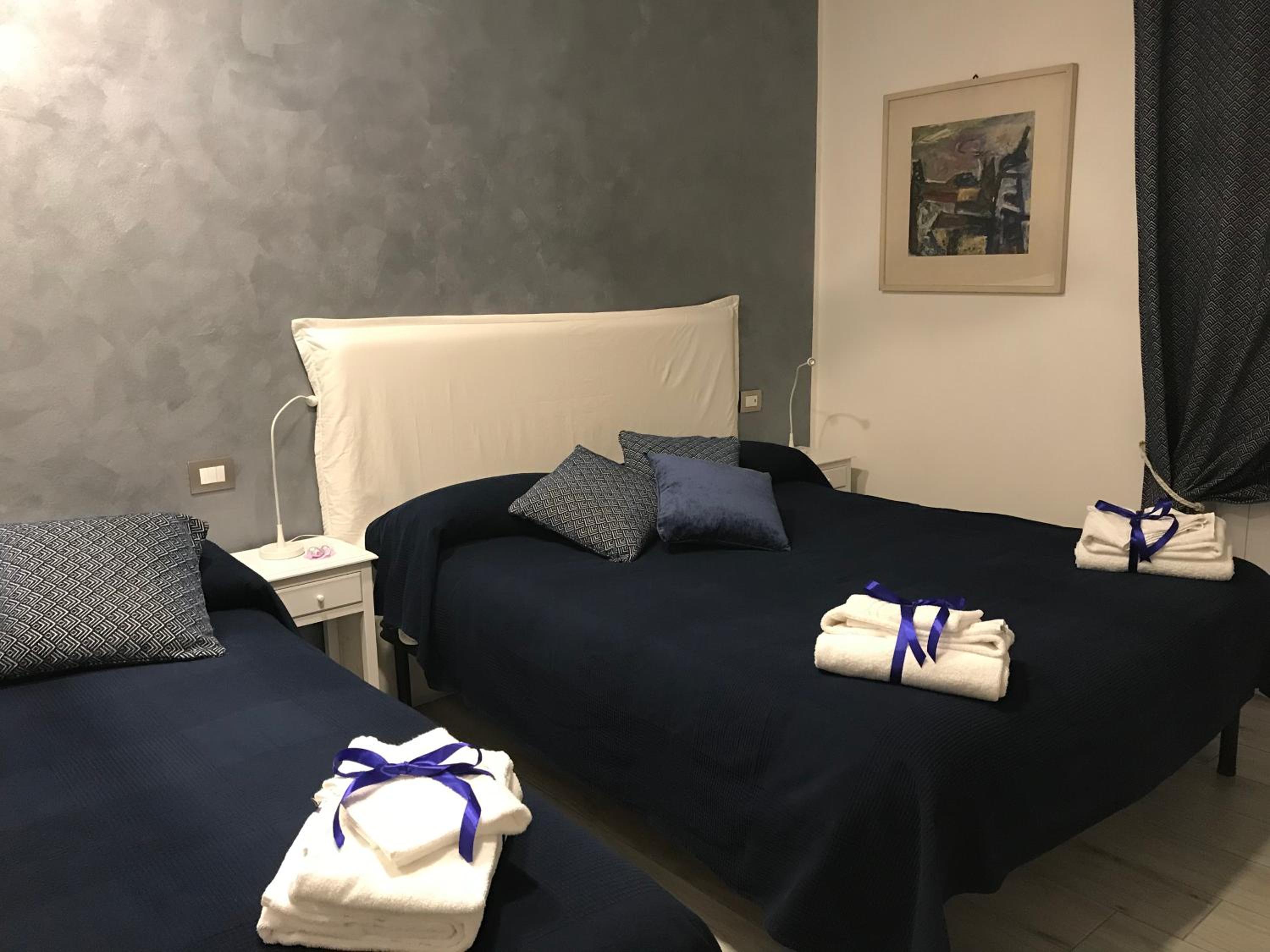 Double Room with Extra Bed - Photo 5