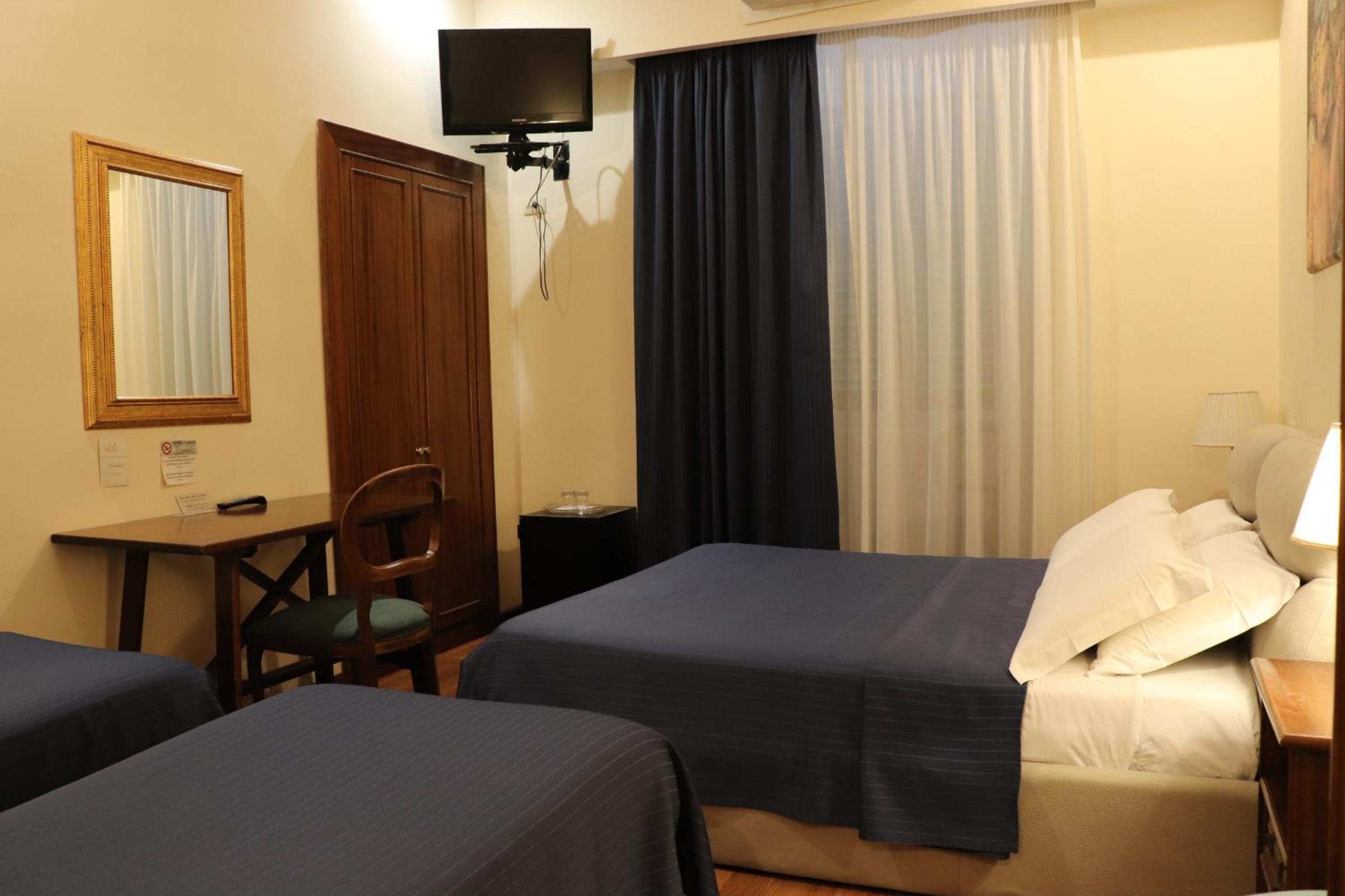Quadruple Room photo 2