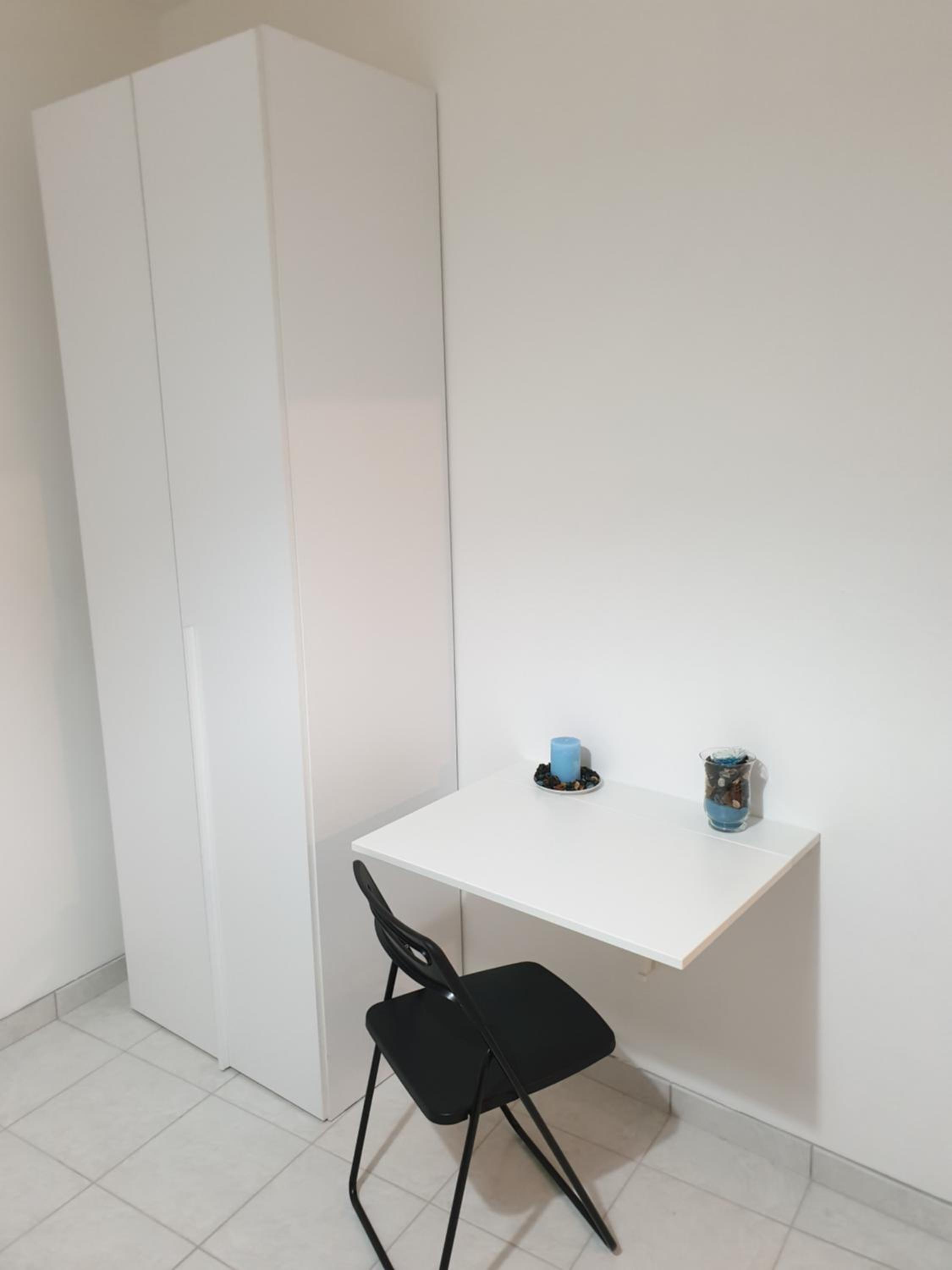 Double Room with Private External Bathroom - Photo 15