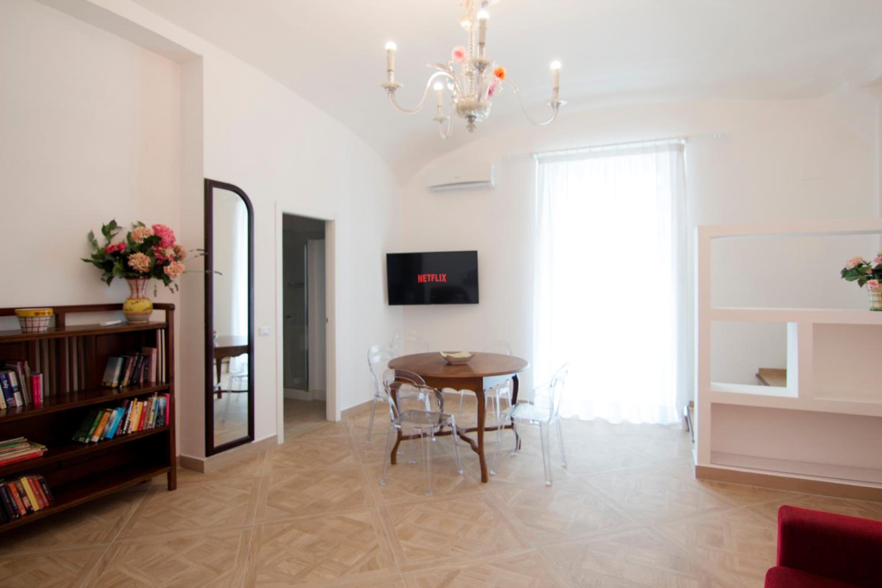 Quadruple Room - Photo 11