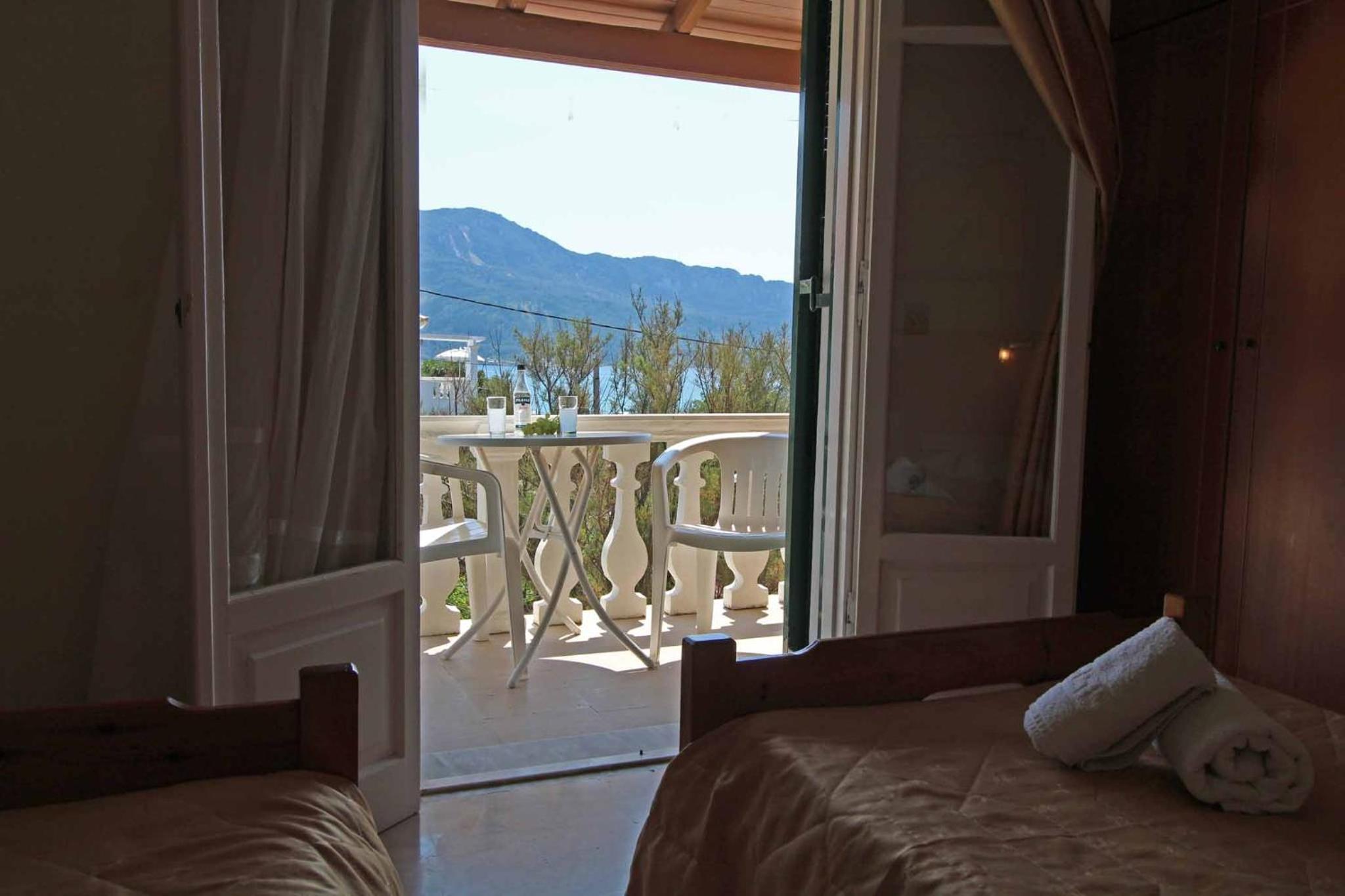 Studio Apartment with Sea View photo 2
