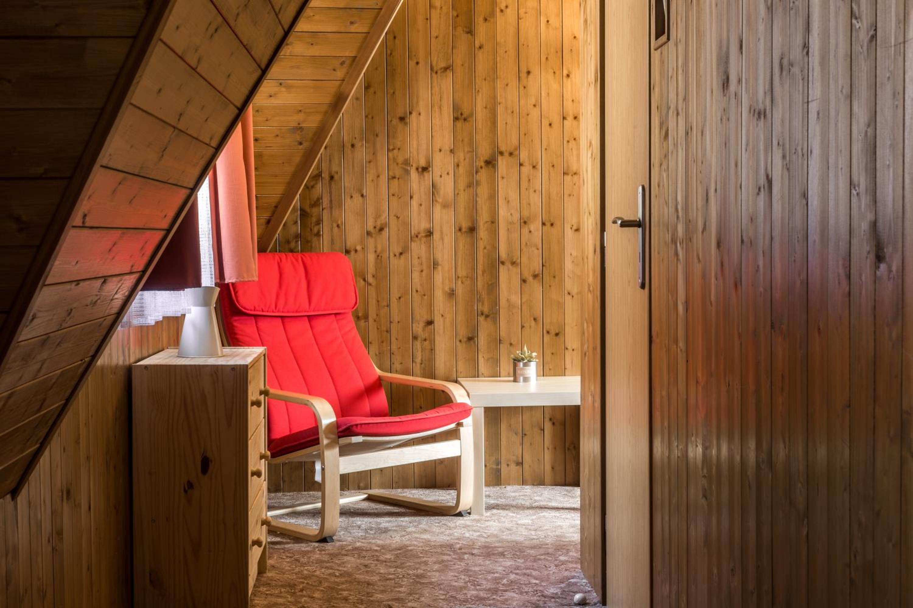 Triple Room with Private Bathroom - Photo 2