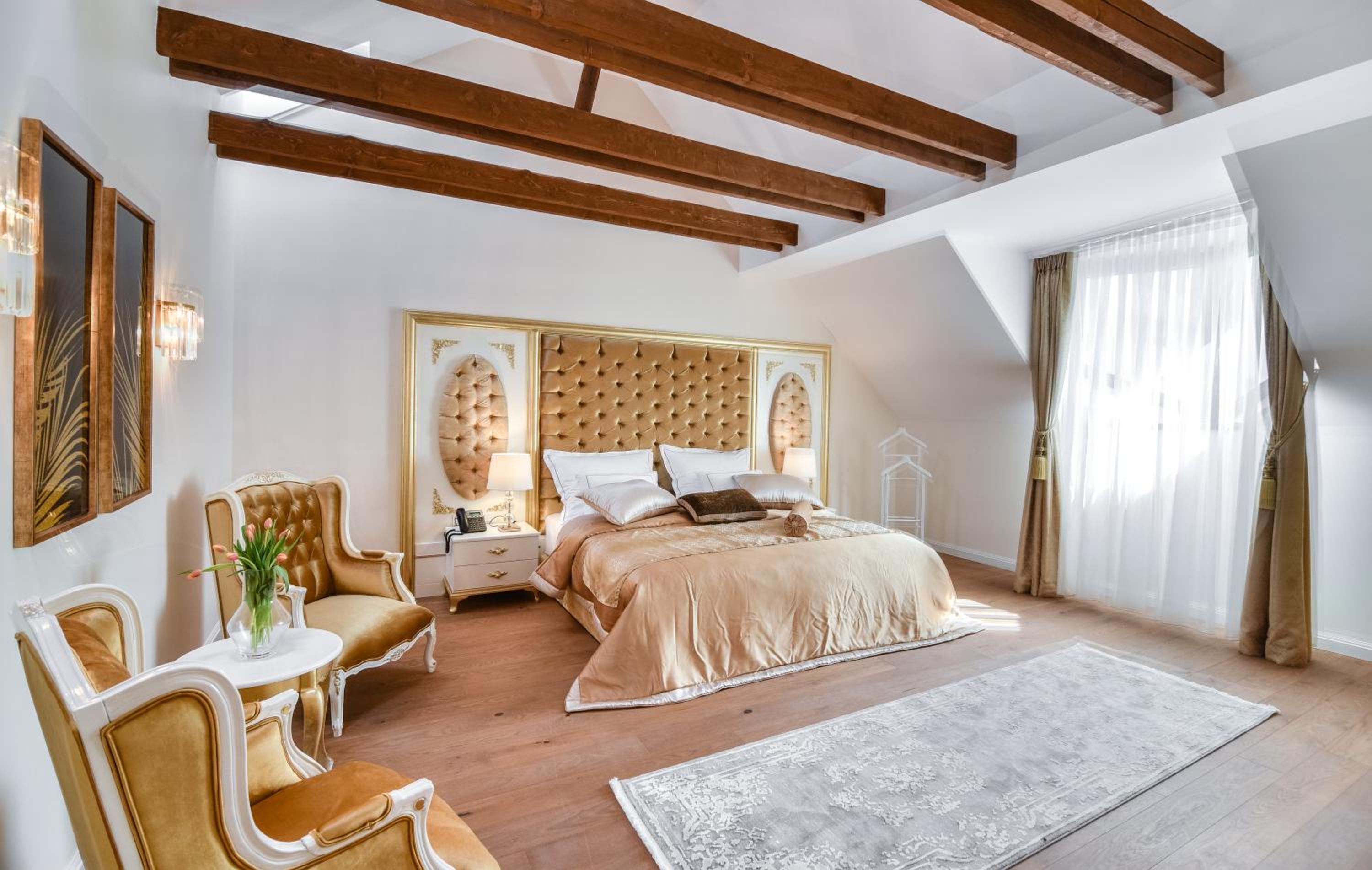 Deluxe Double Room with Bath