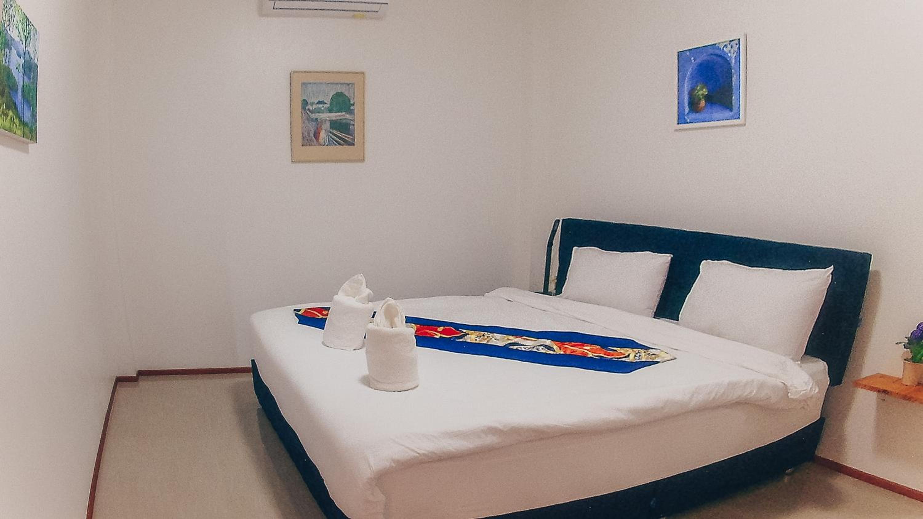Deluxe Apartment - Photo 2