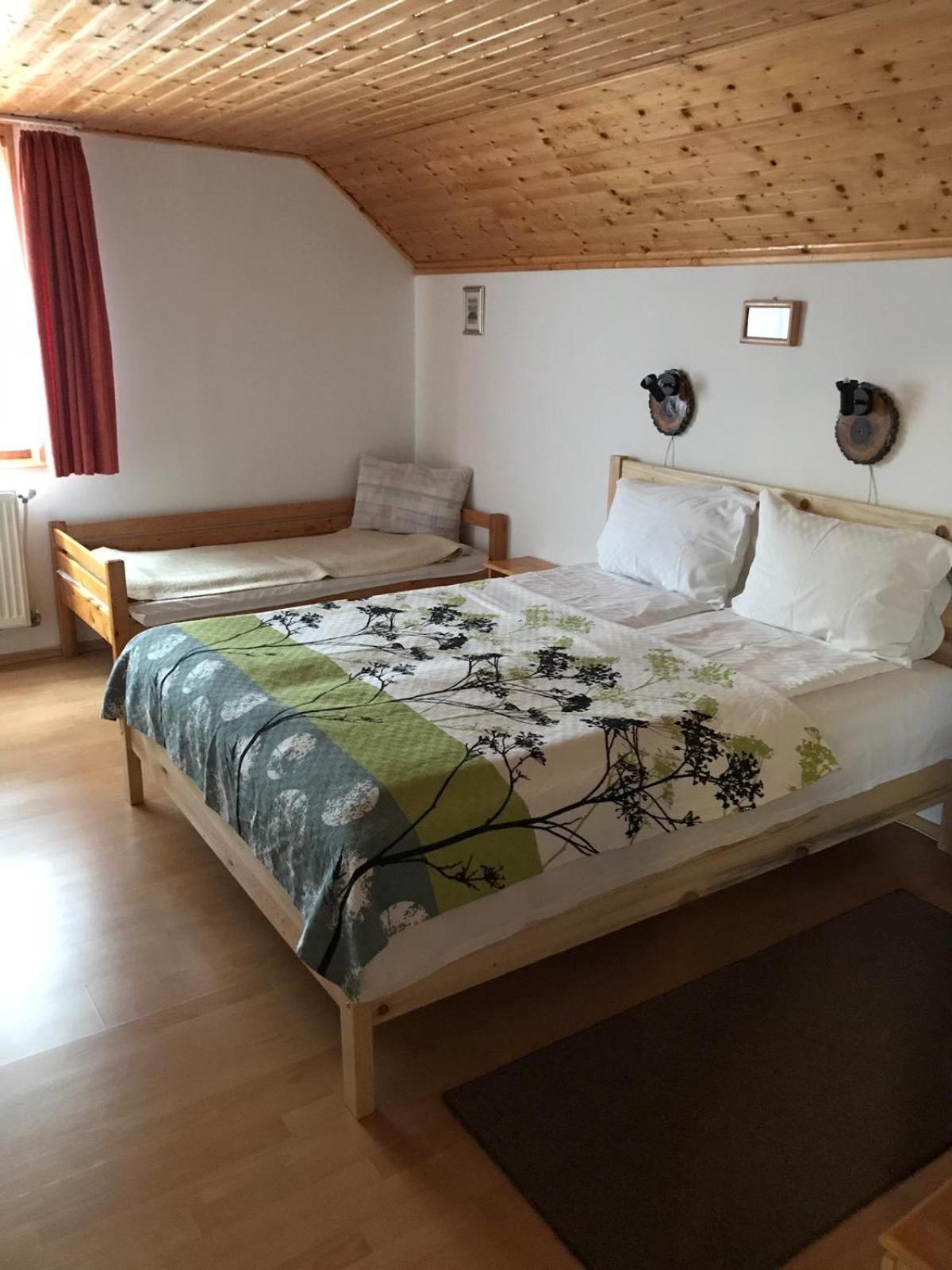 Double Room with Private External Bathroom photo 1