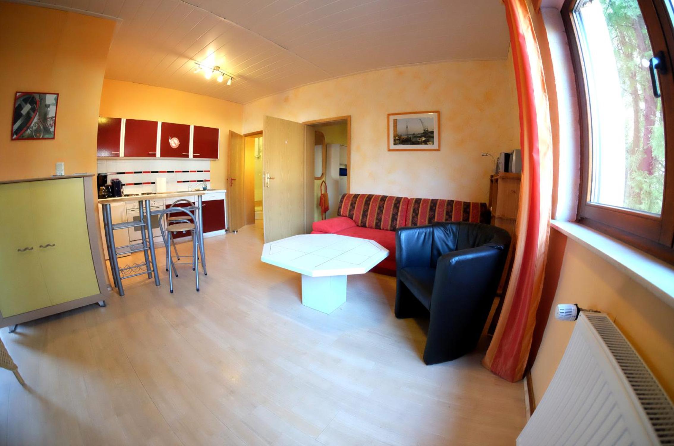 One-Bedroom Apartment - Photo 1