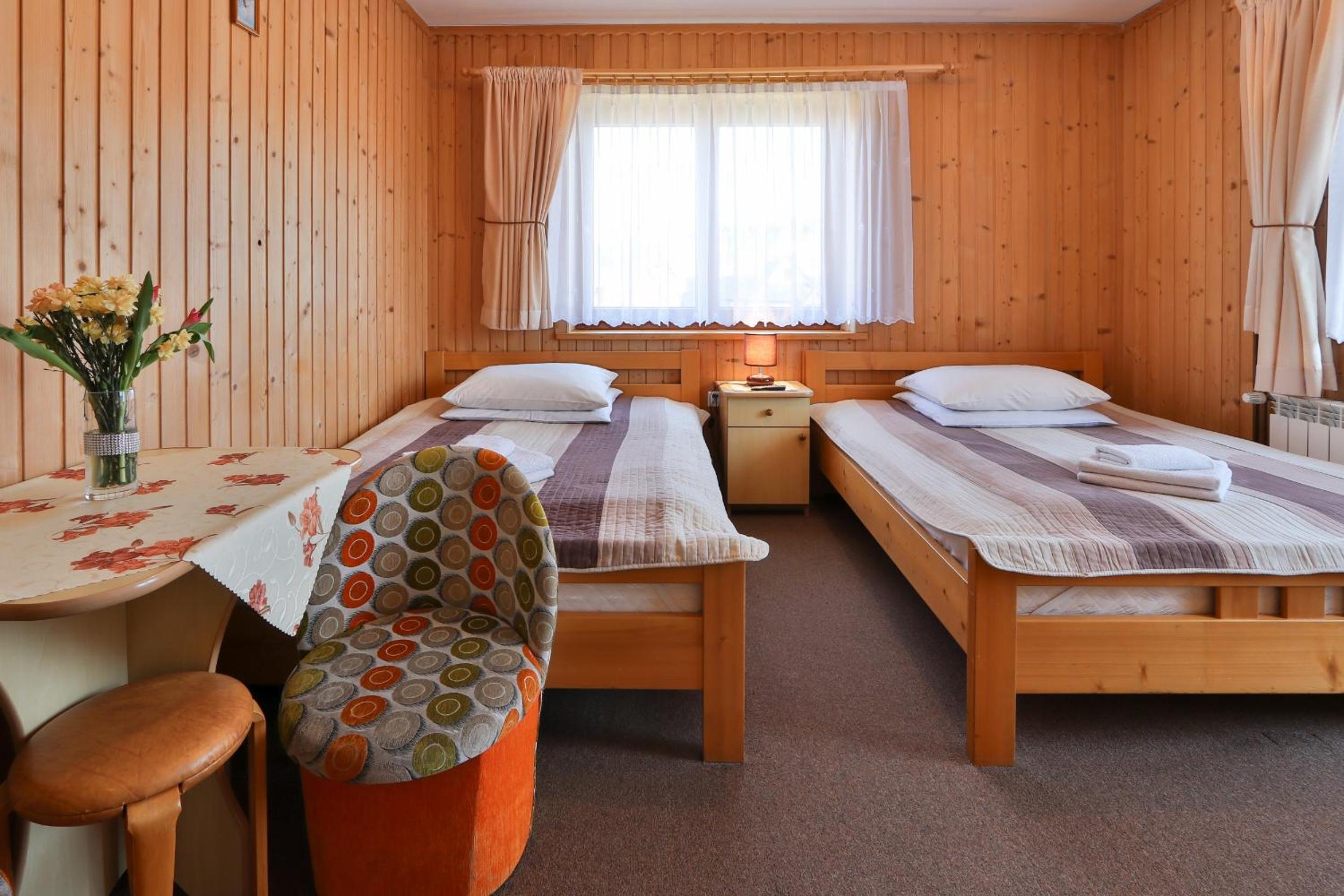 Quadruple Room - Photo 1