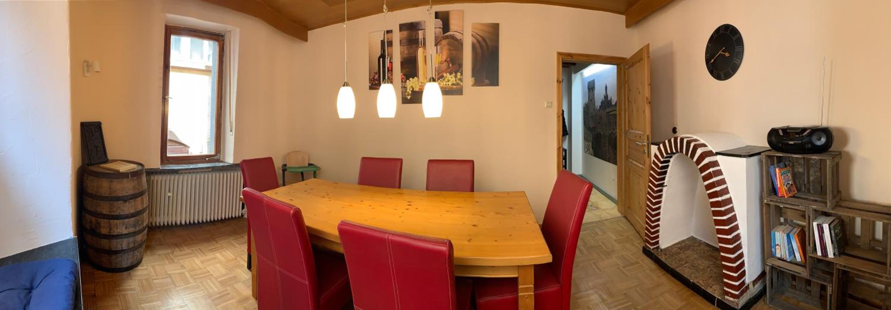 Three-Bedroom House photo 3