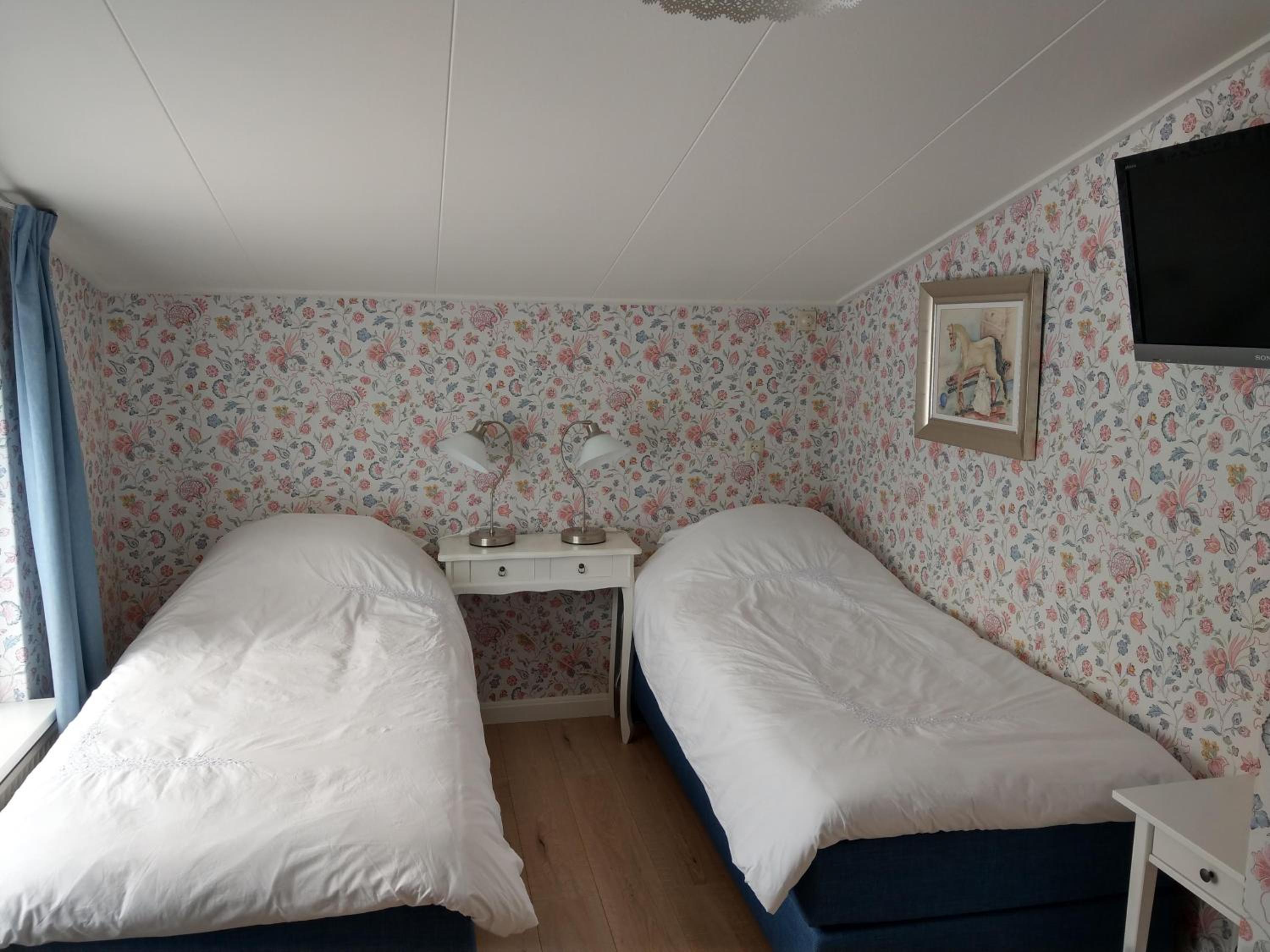Two-Bedroom Suite - Photo 1