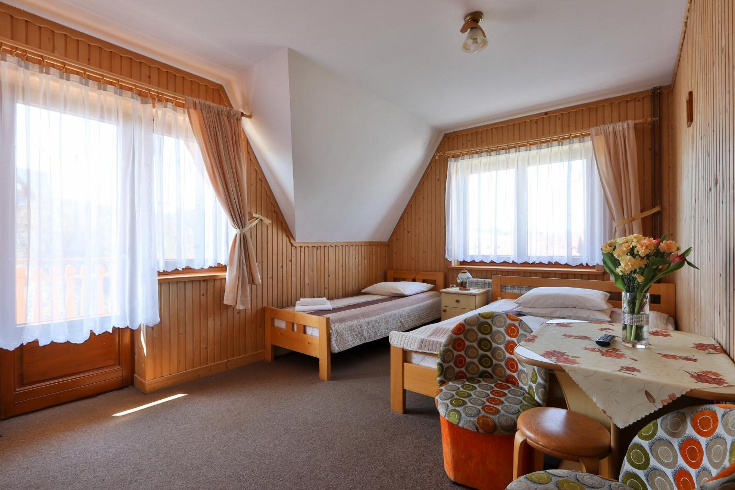 Triple Room - Photo 3