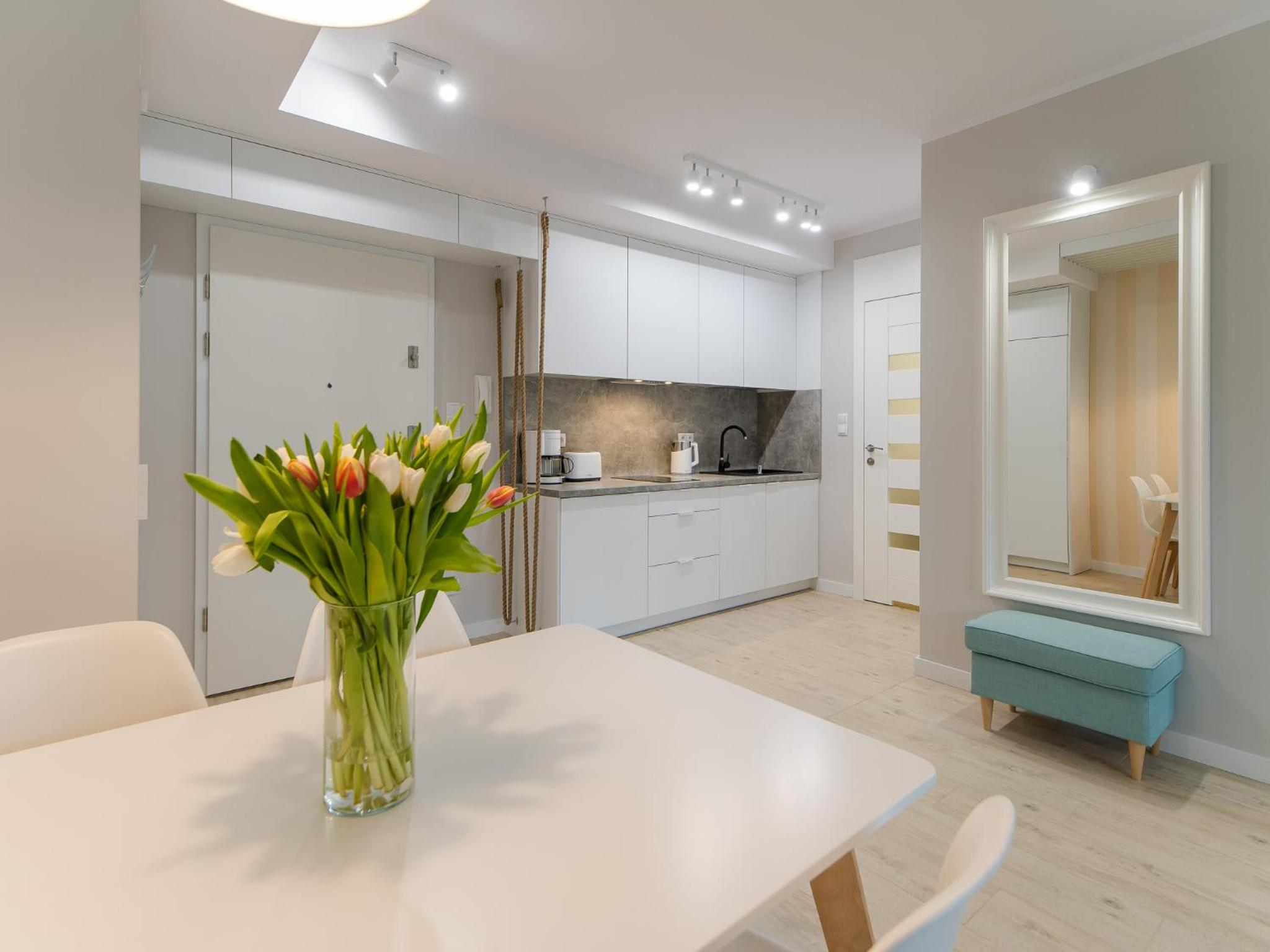 One-Bedroom Apartment - Photo 6