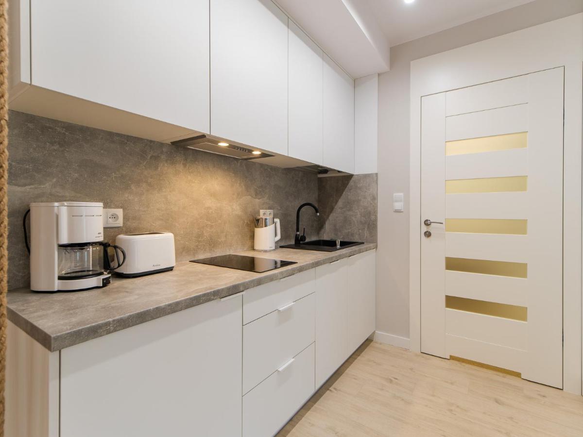 One-Bedroom Apartment - Photo 1