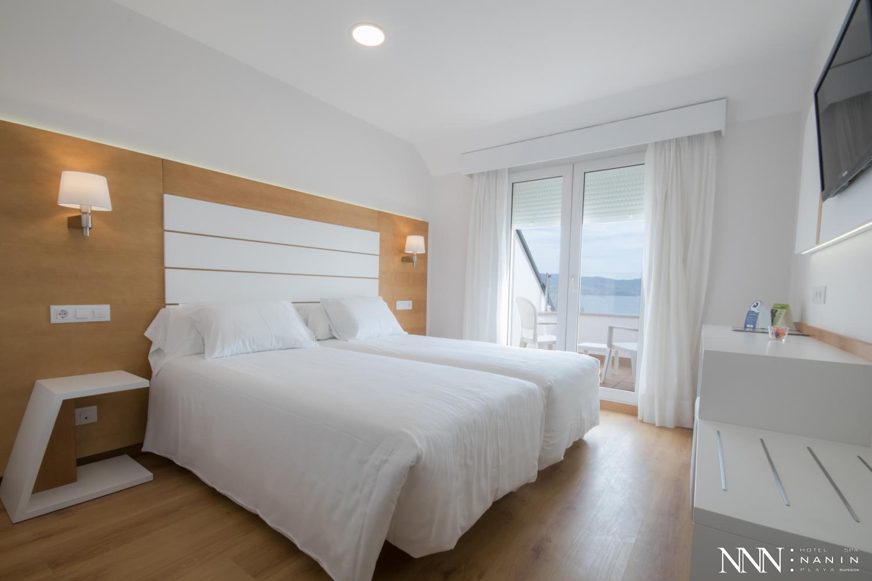 Twin Room with Sea View and Spa Access (1 or 2 beds) - Photo 1