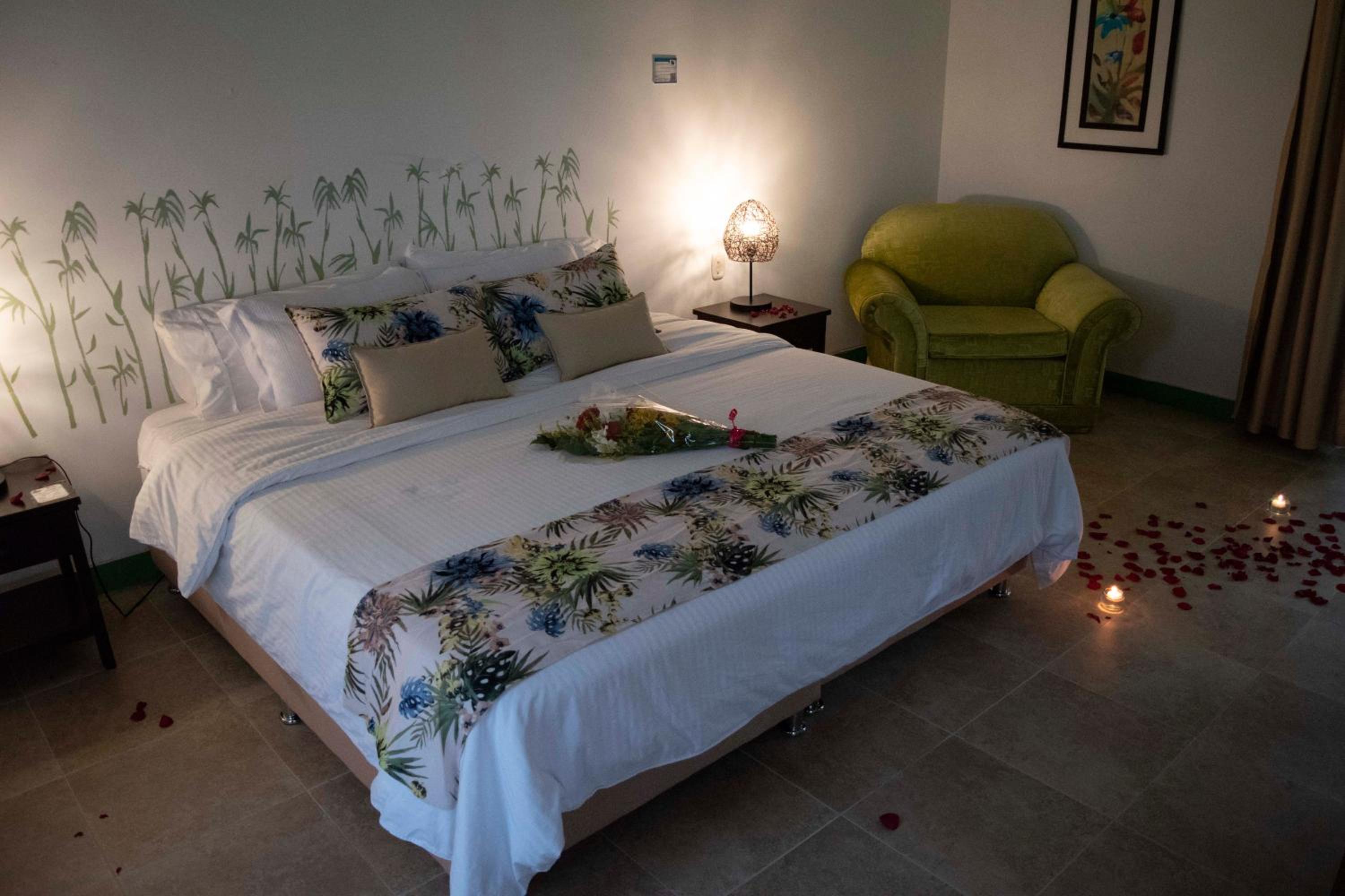 Junior Suite with Balcony photo 1