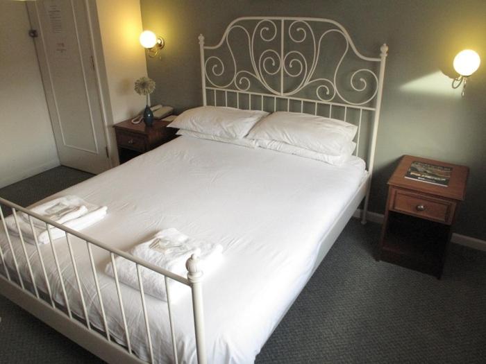 Double or Twin Room photo 3