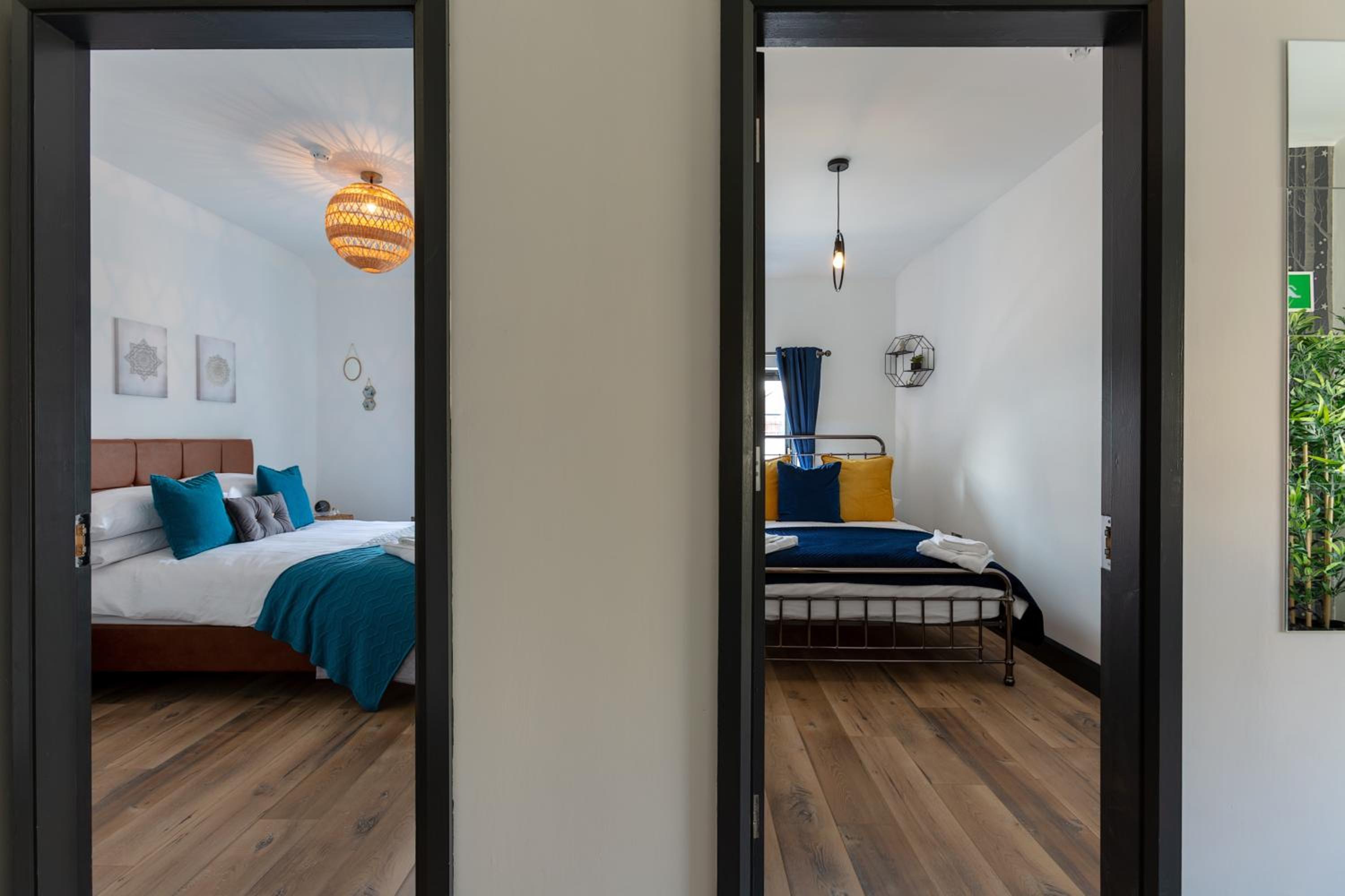 Two-Bedroom Apartment - Photo 18
