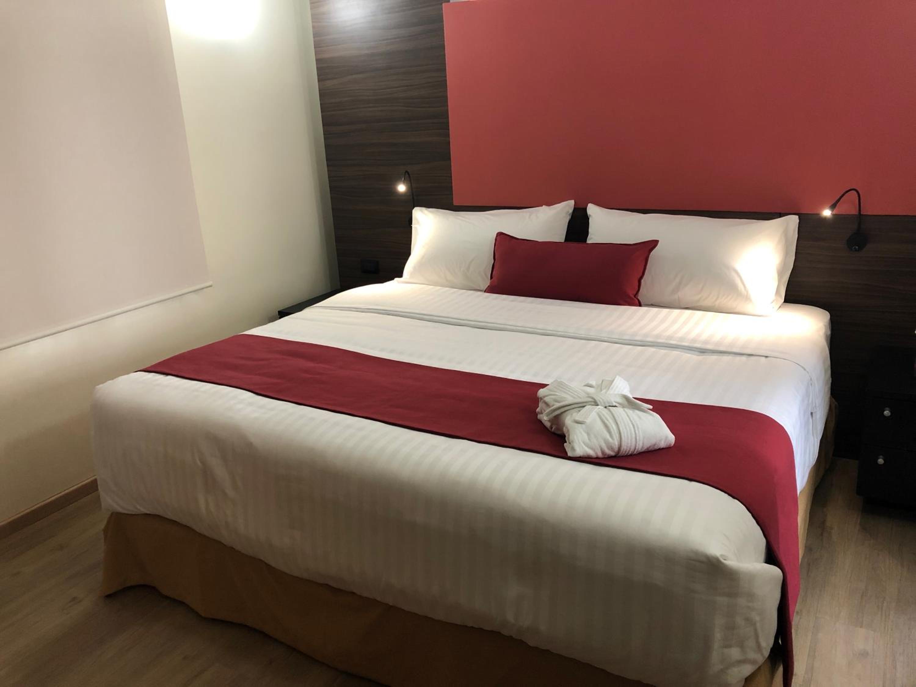 One-Bedroom Suite