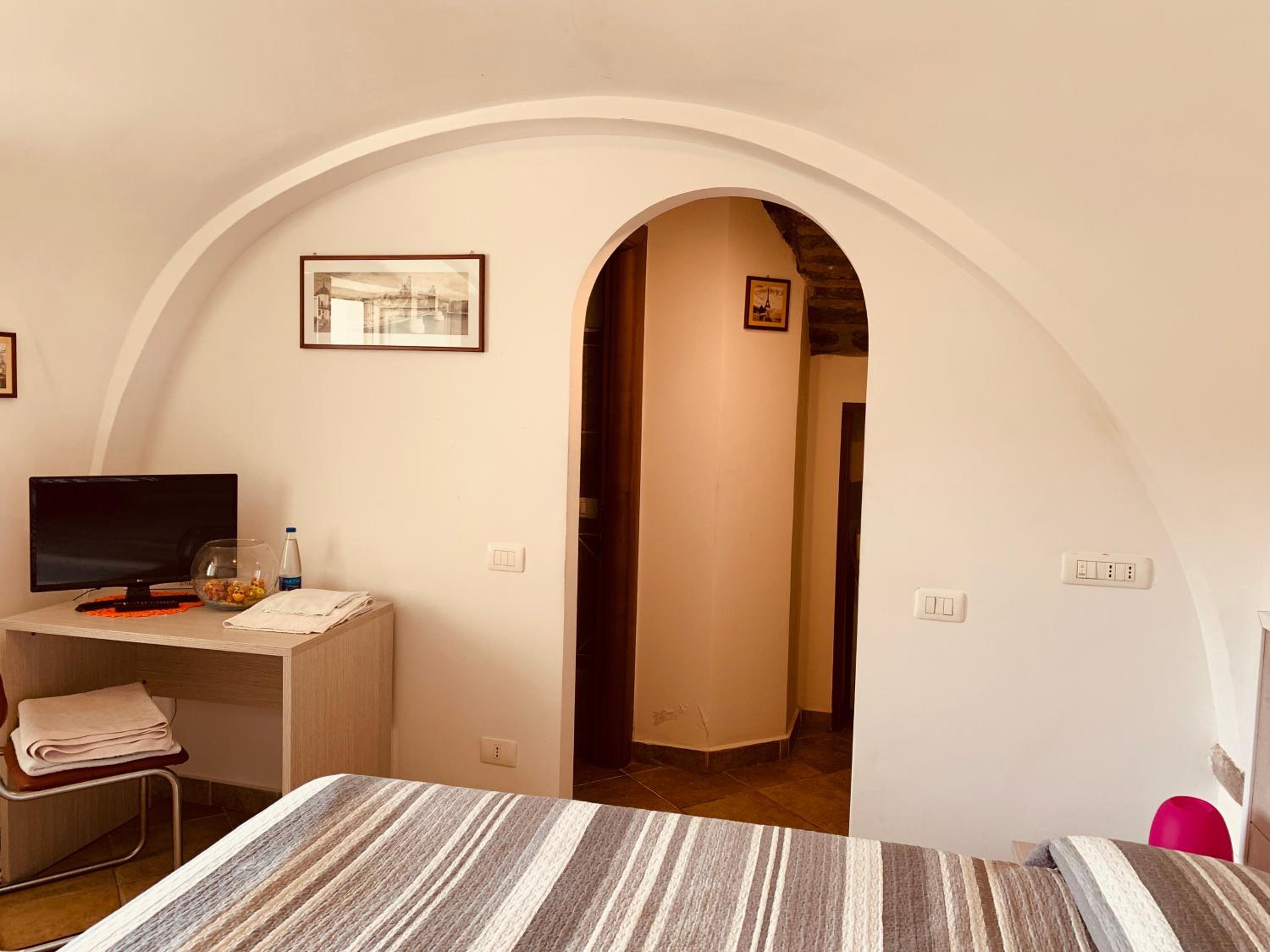 Apartment - Ground Floor - Photo 11