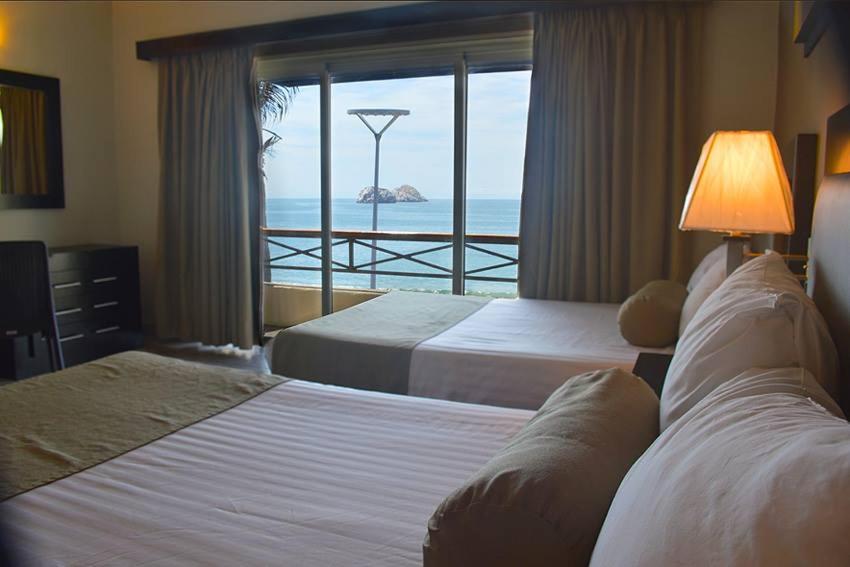 Room with Ocean View - Photo 3