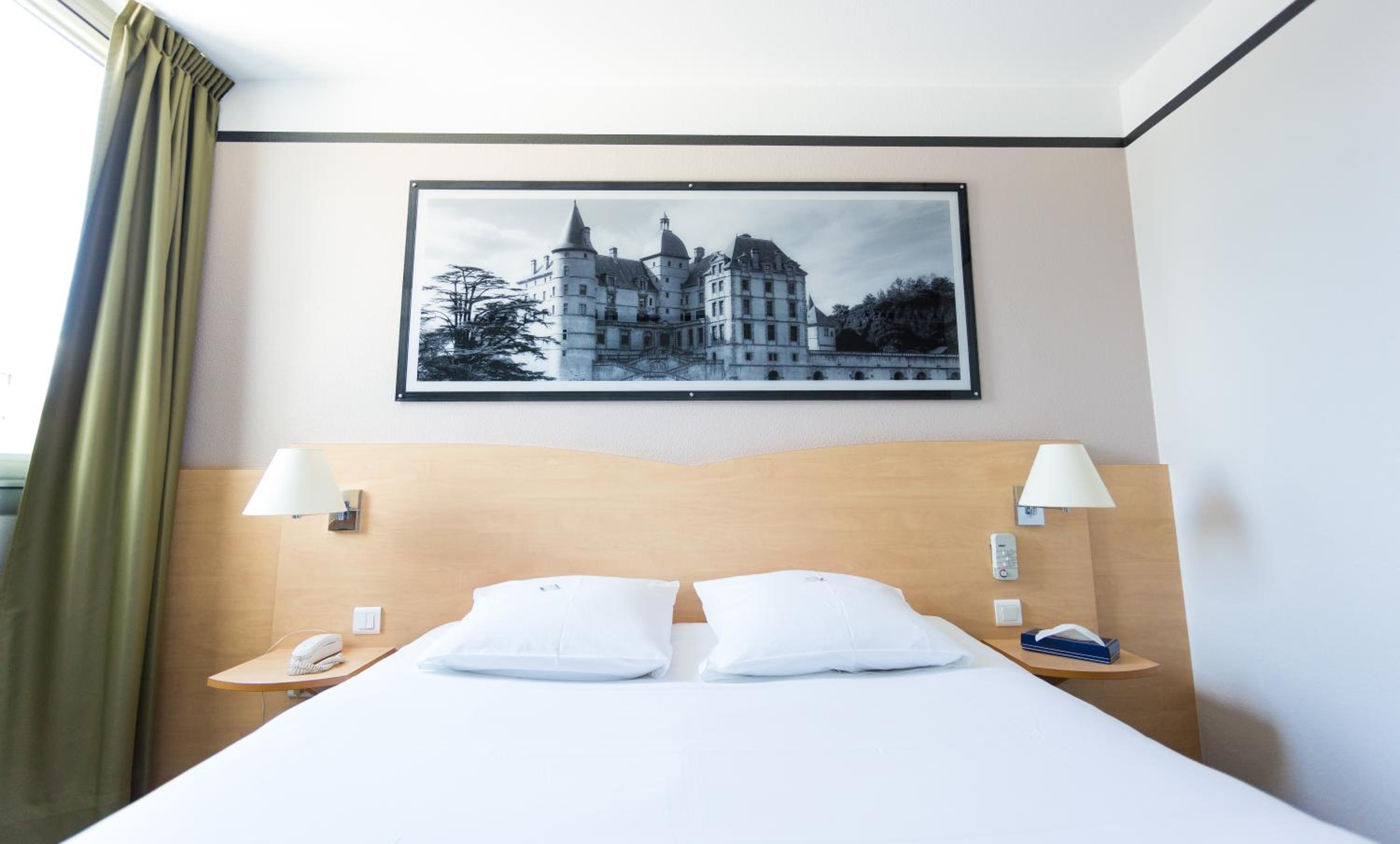 Double Room with One Double Bed - Photo 8