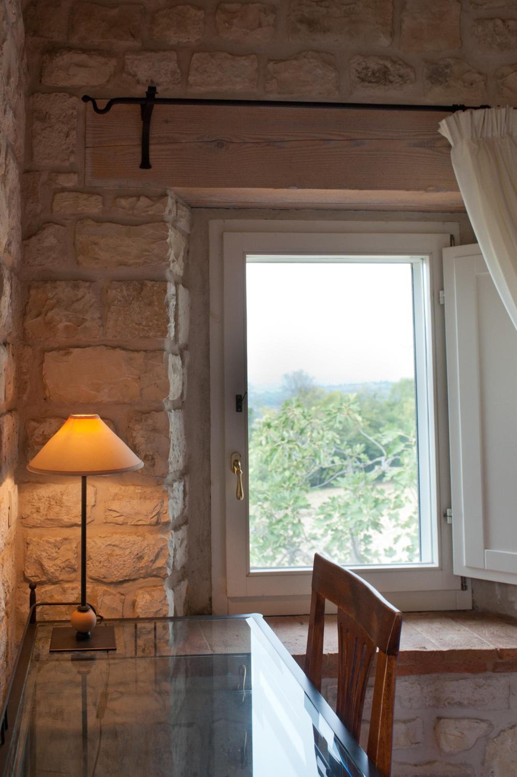 Double Room - Photo 14