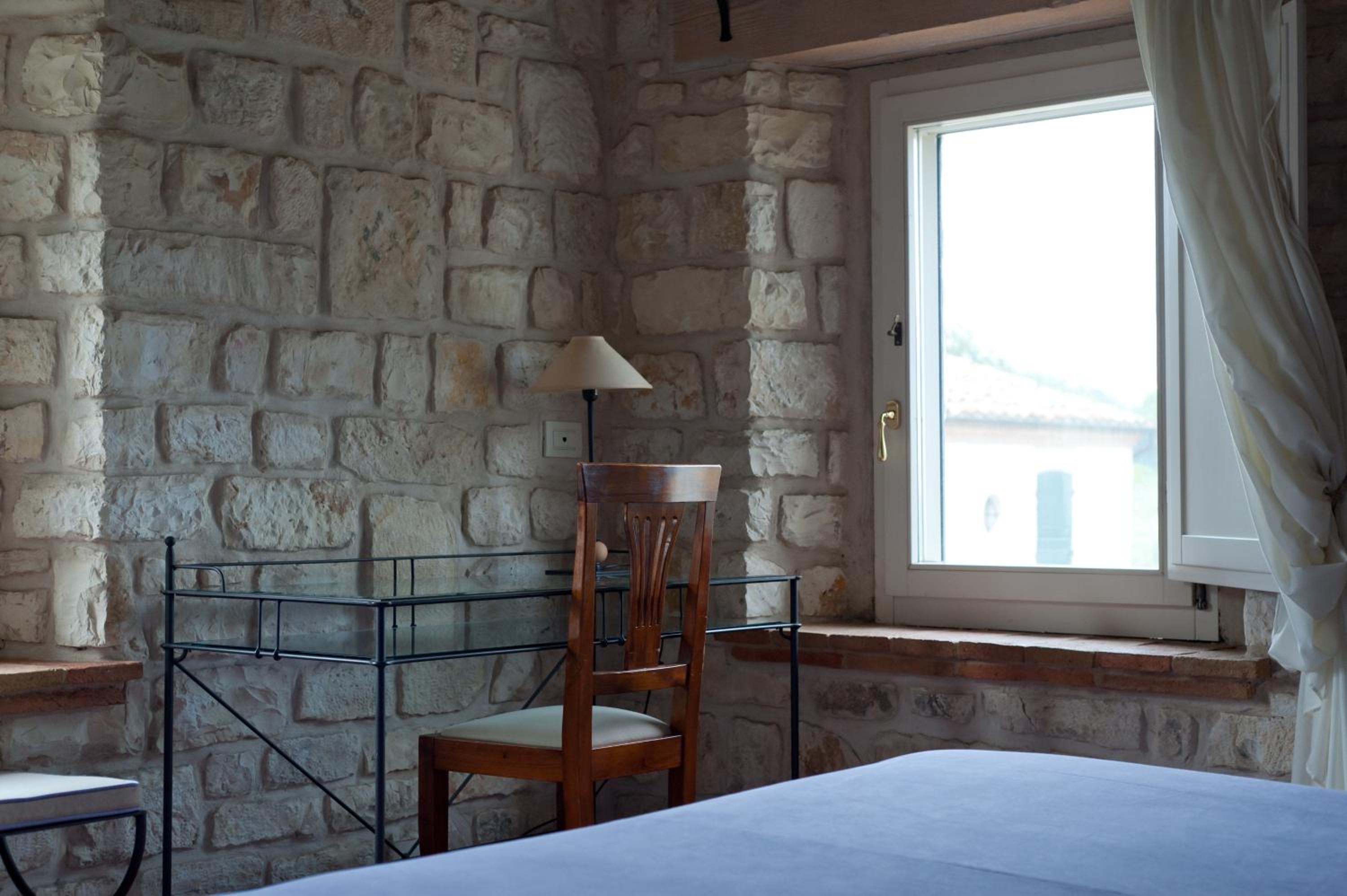 Double Room - Photo 10