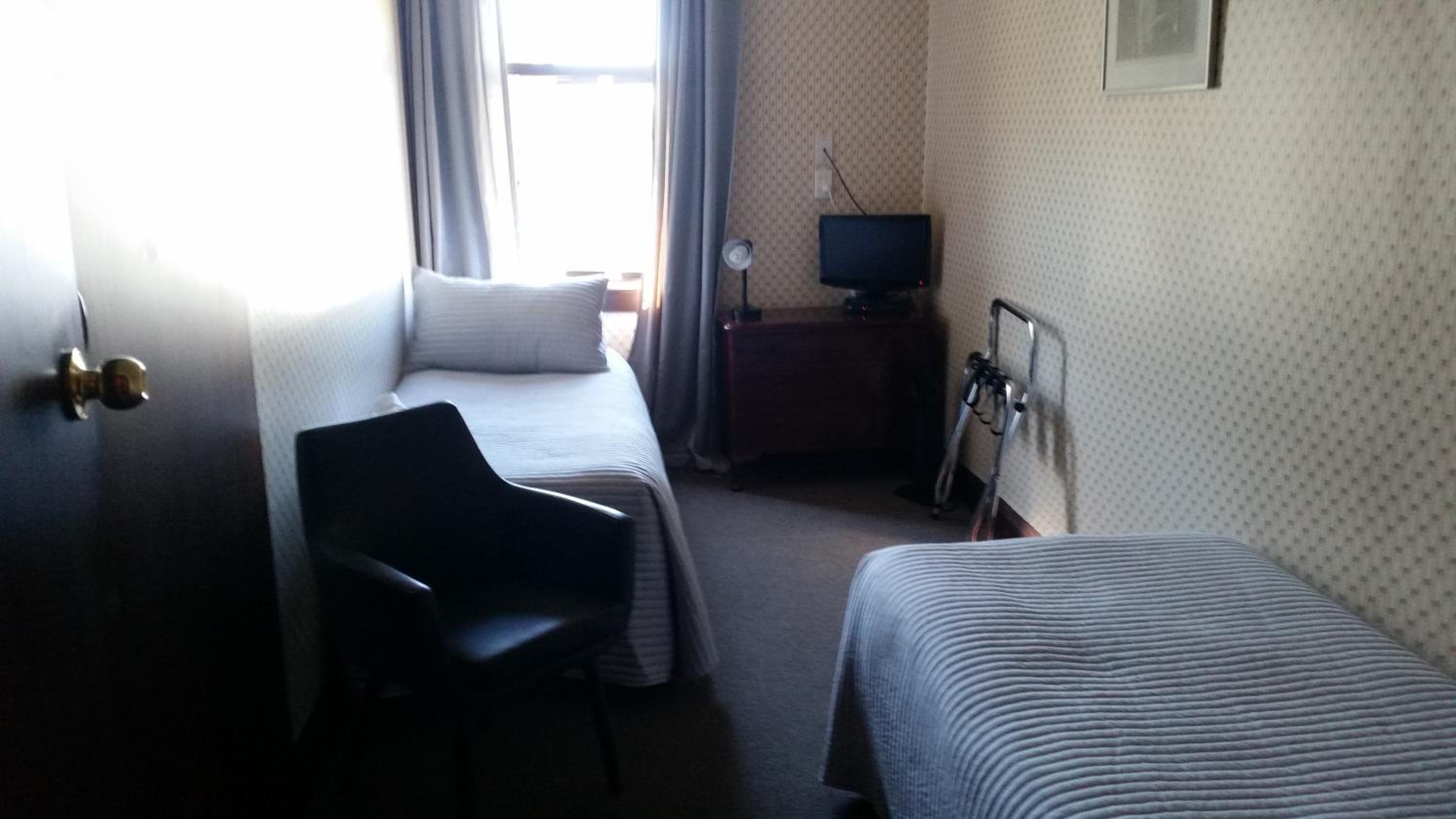 Standard Twin Room photo 1