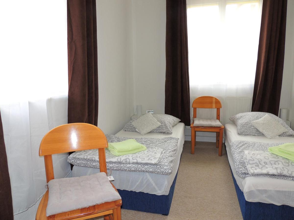 Twin Room photo 2