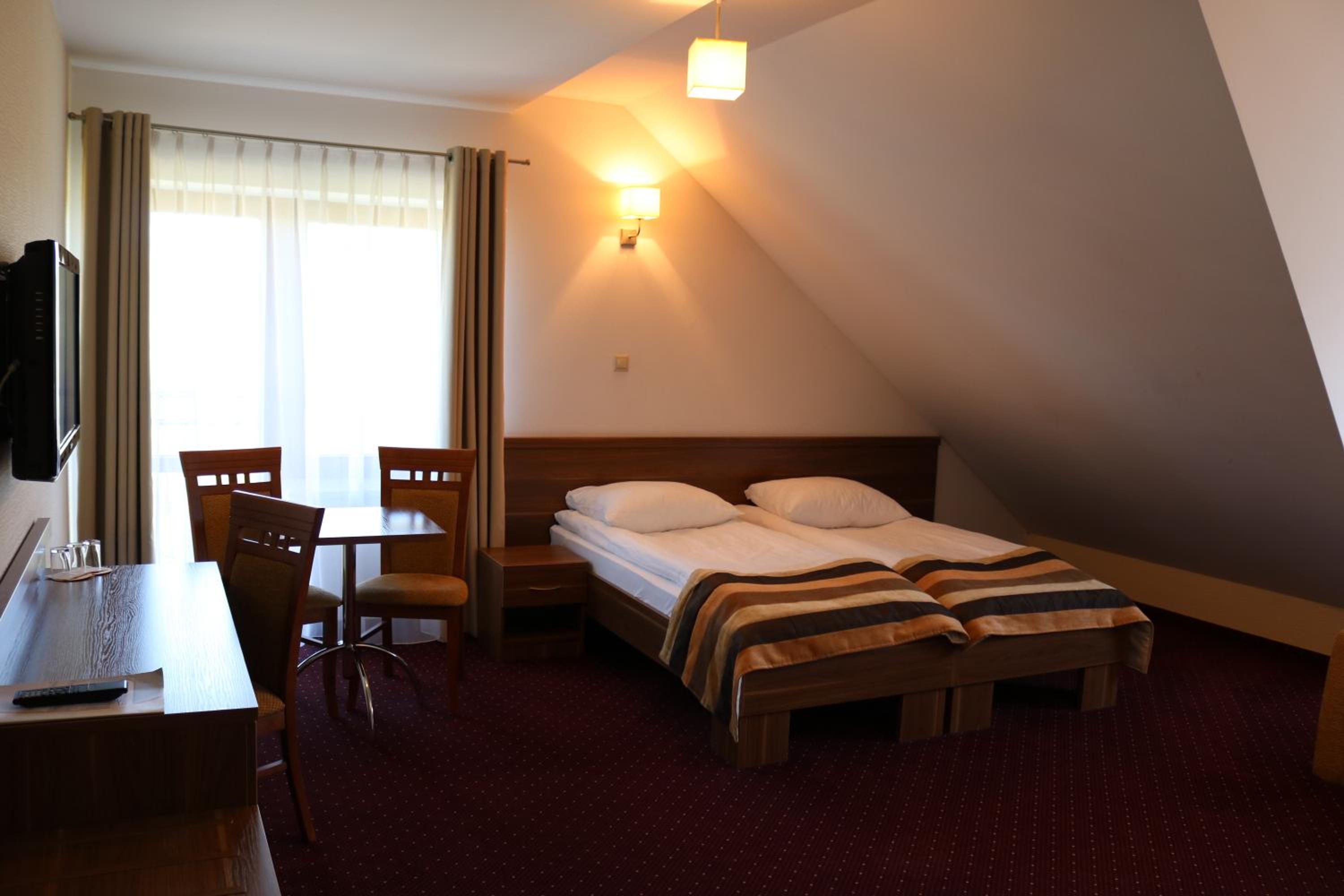 Triple Room - Photo 1