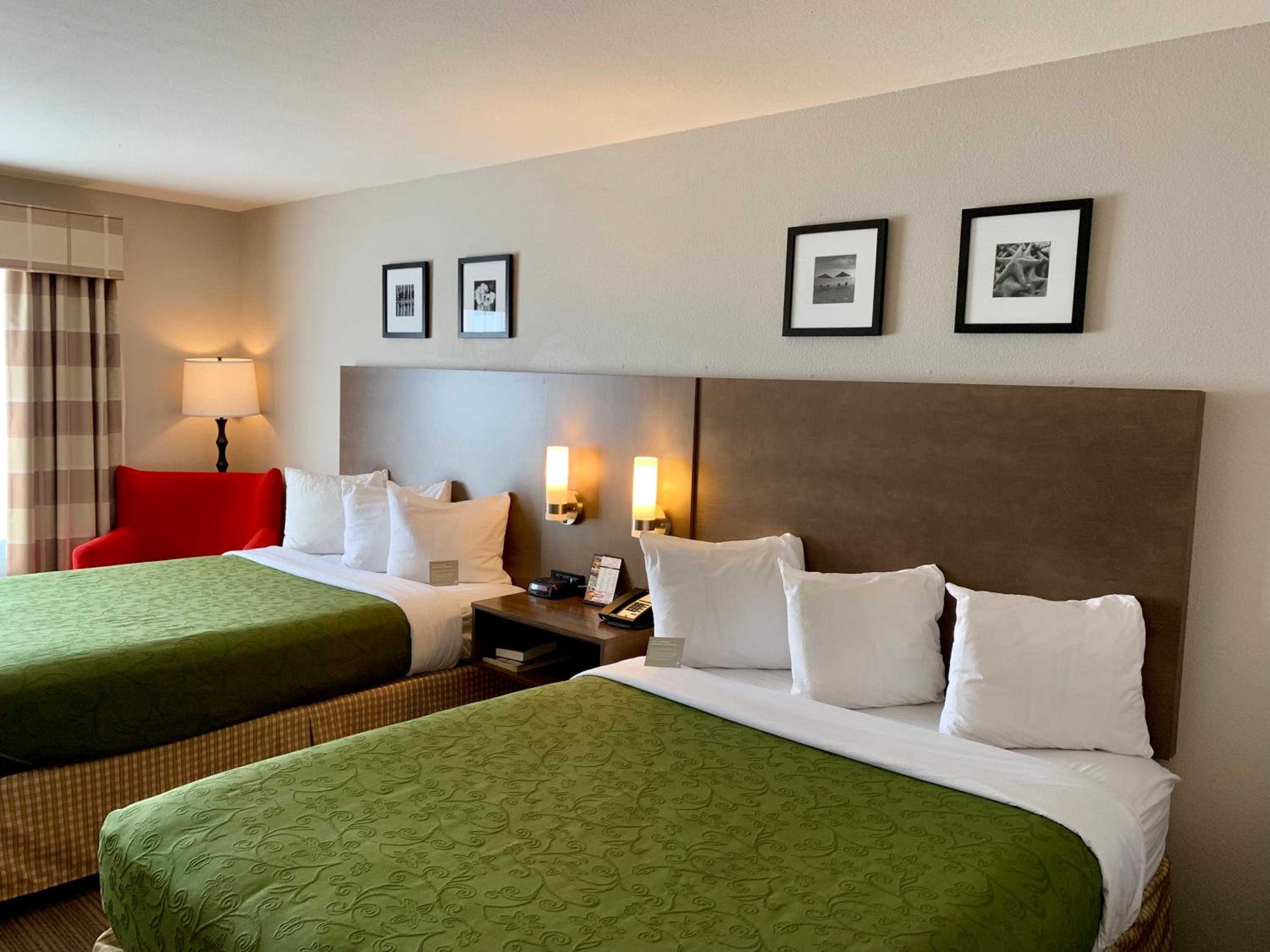 Queen Room with Two Queen Beds - Photo 1