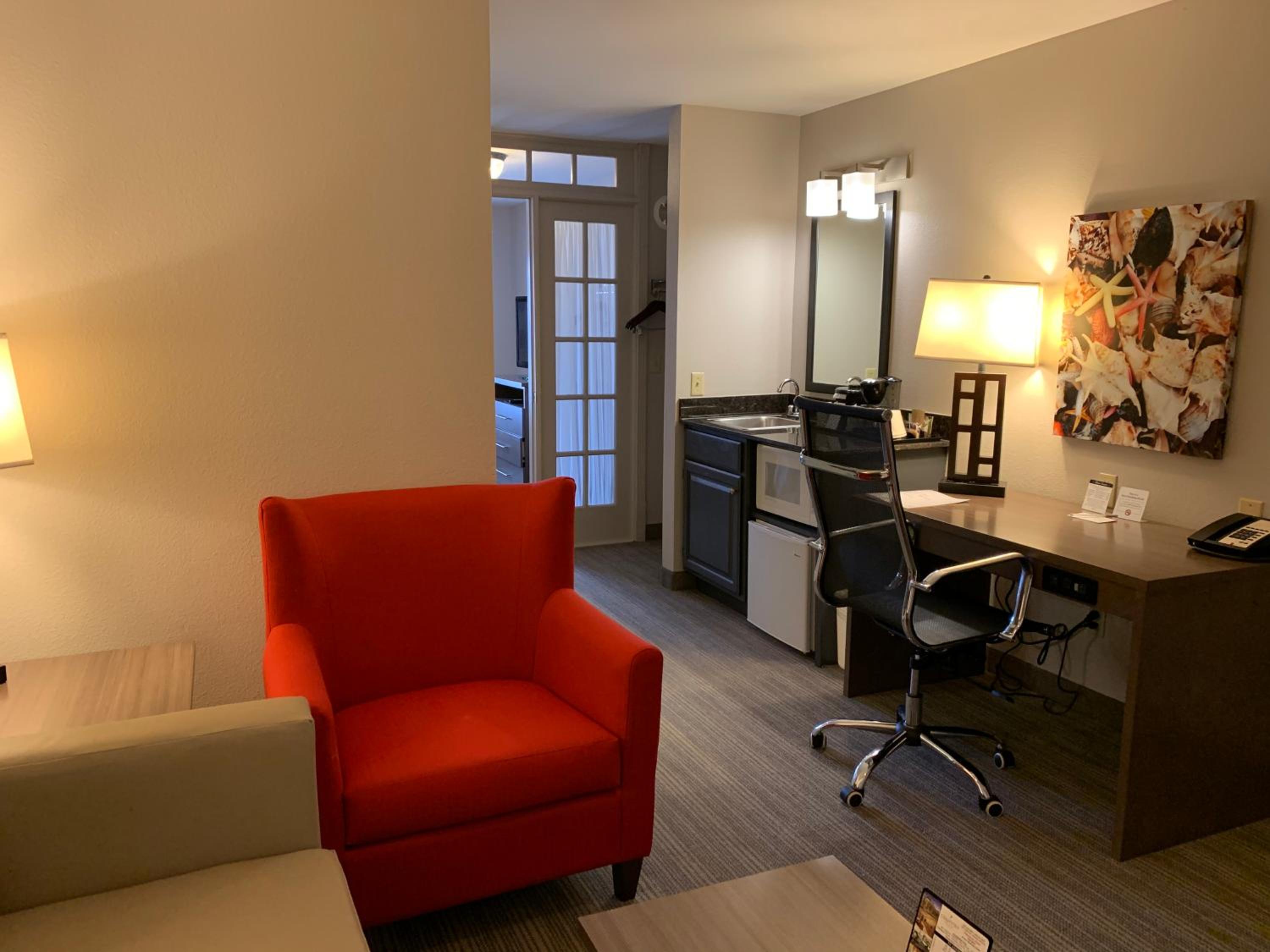 King Suite with Sofa Bed - Photo 6