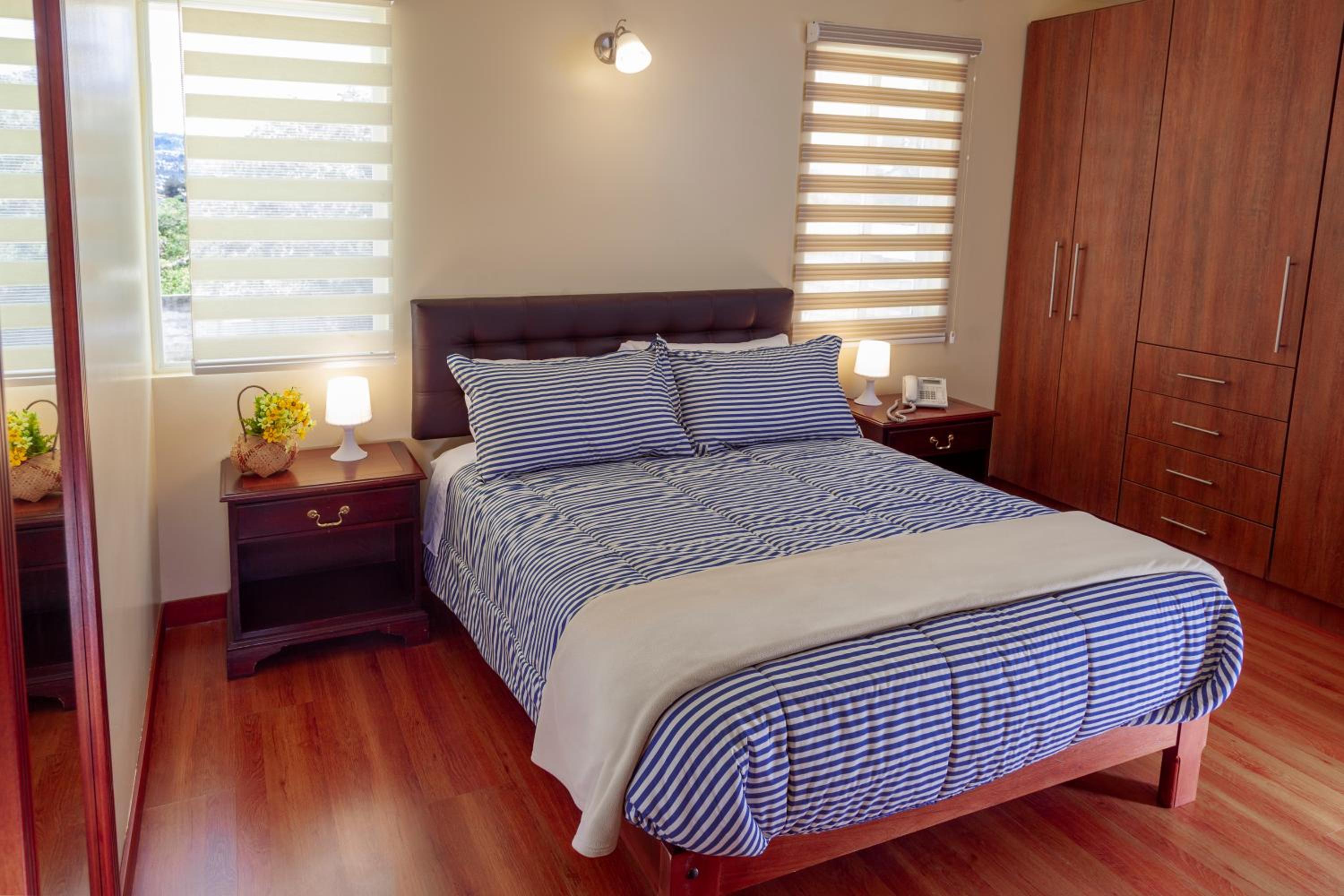 Single Room with Private Bathroom photo 1
