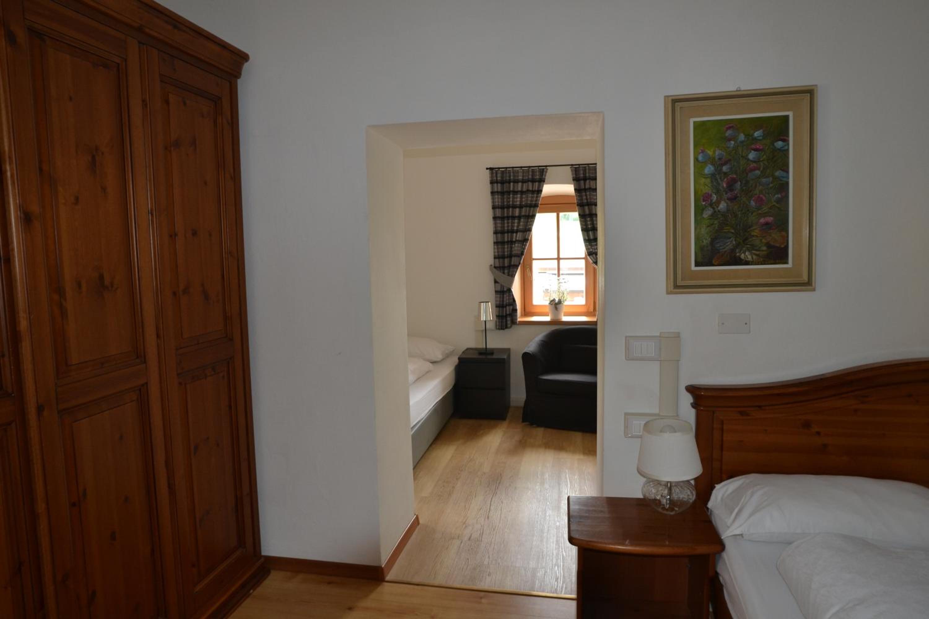Quadruple Room - Photo 7