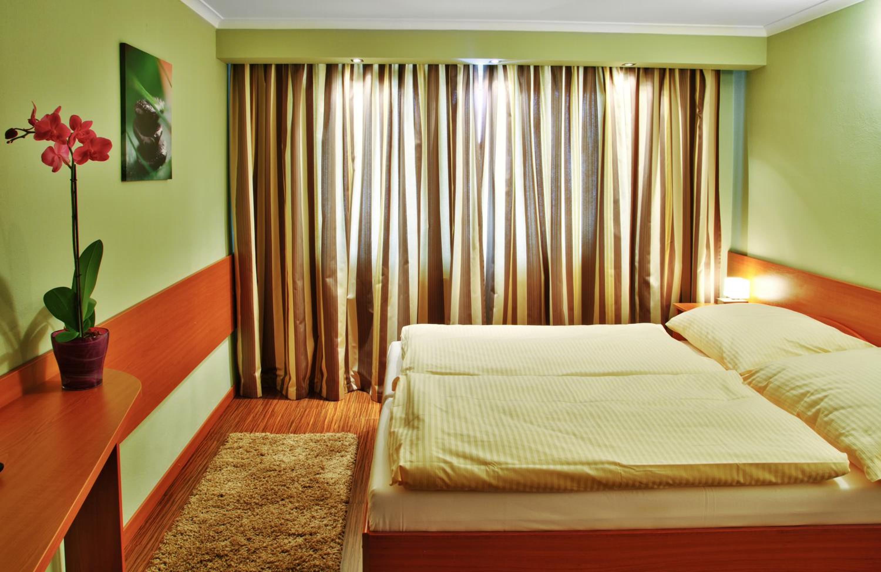 Single Room photo 1