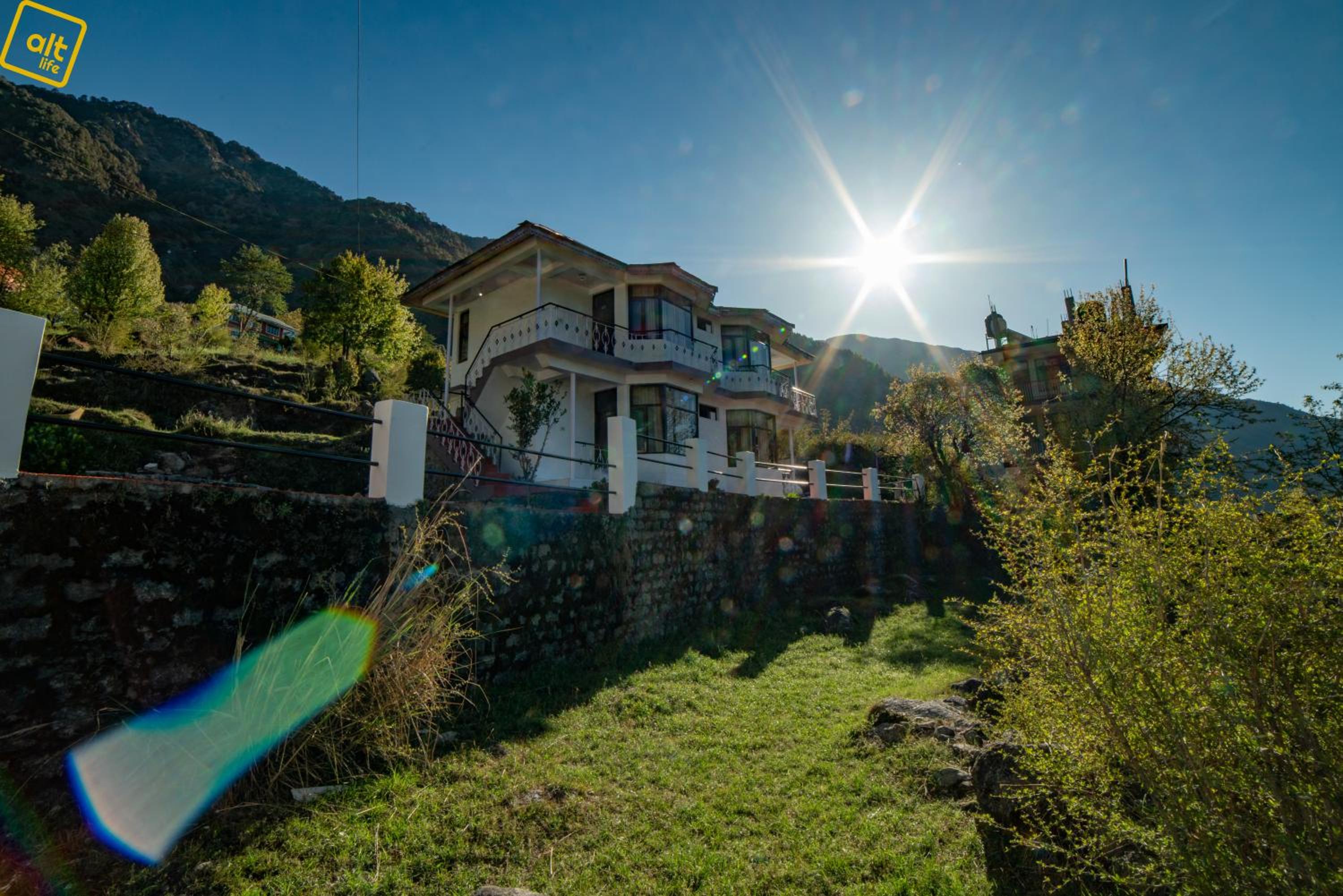 Double Room with Mountain View - Photo 11