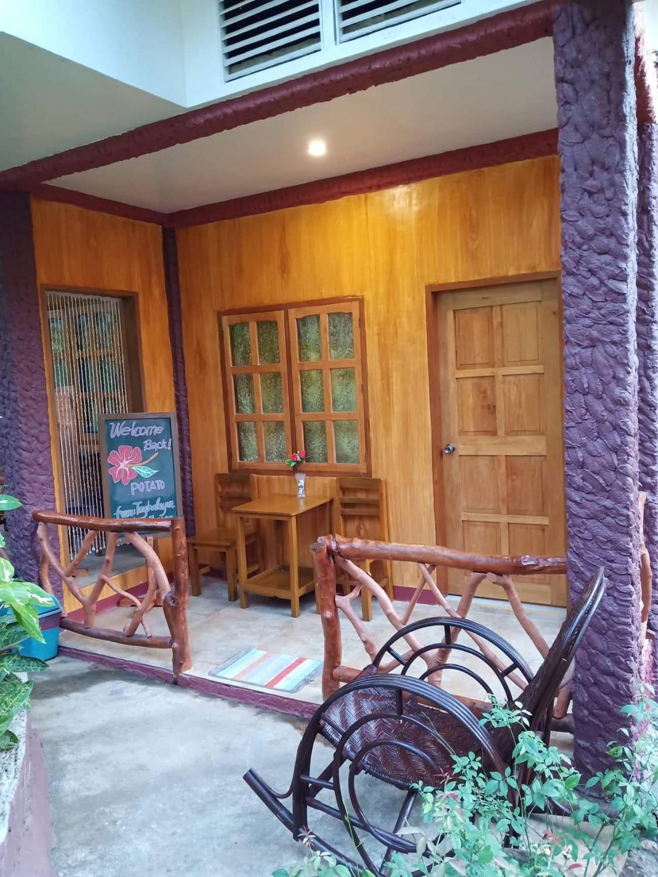 Deluxe Bungalow - Photo 2