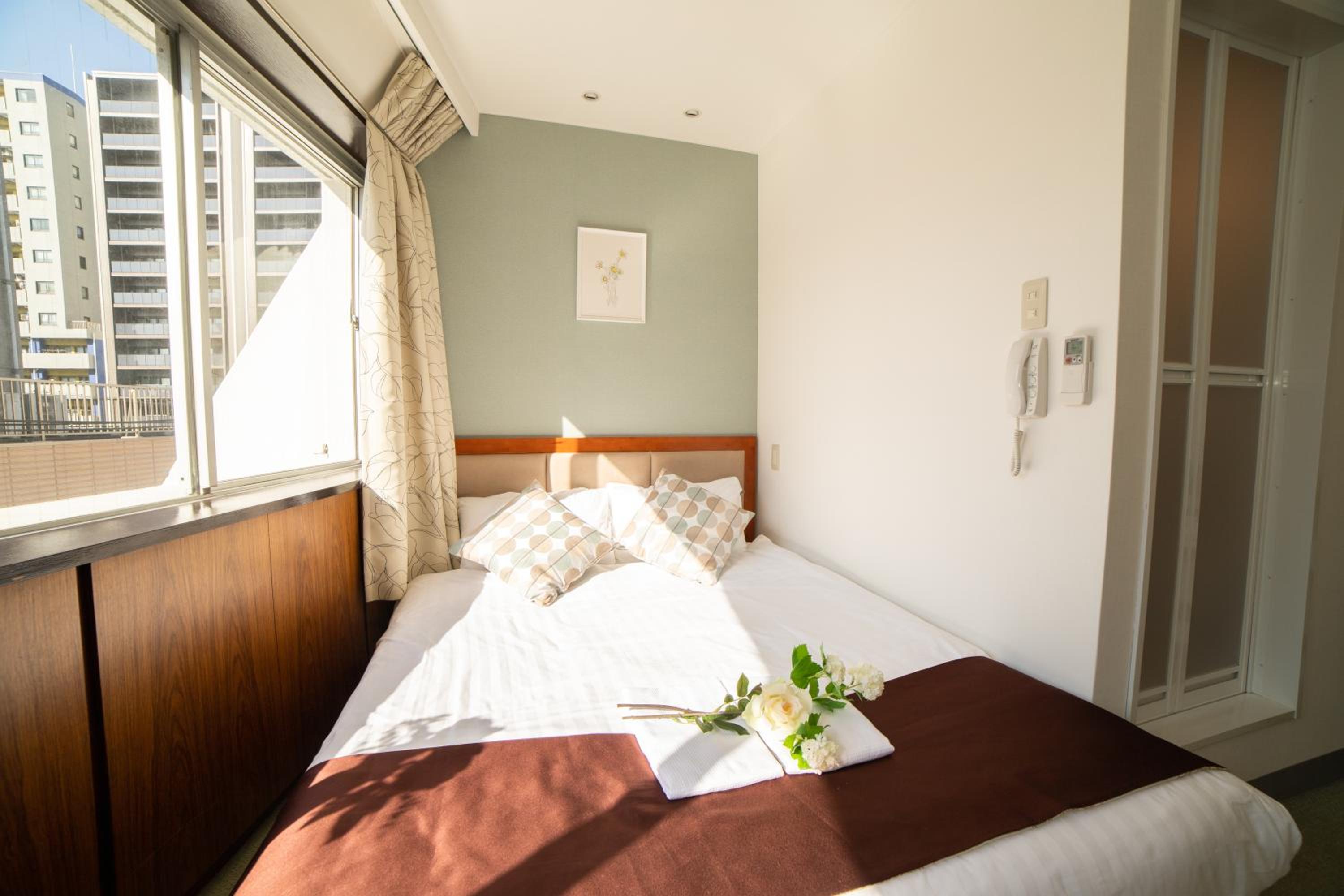 Double Room - Smoking photo 2
