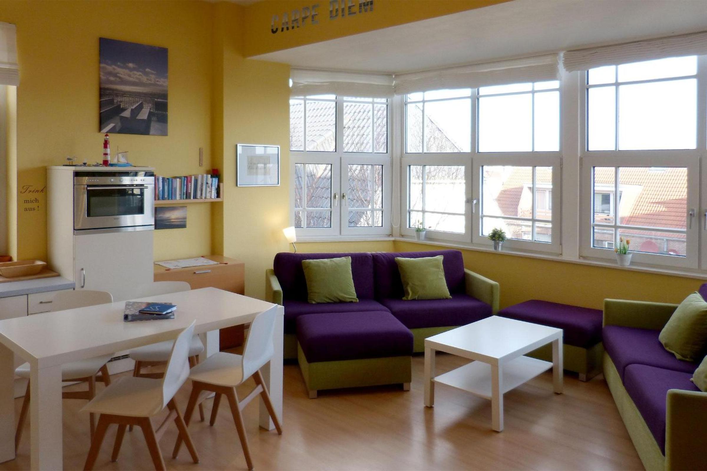 One-Bedroom Apartment photo 1
