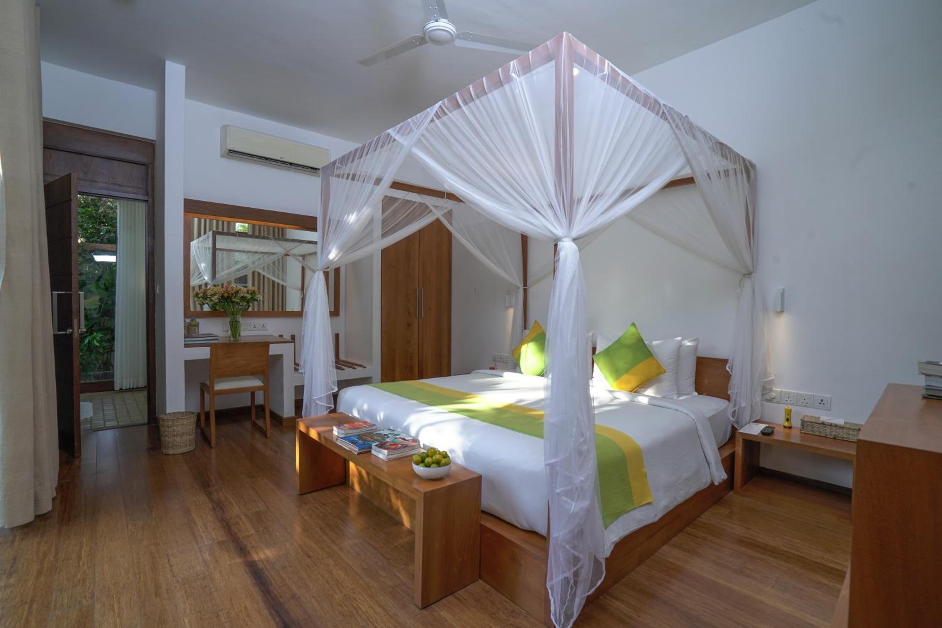 Cove Villa photo 1